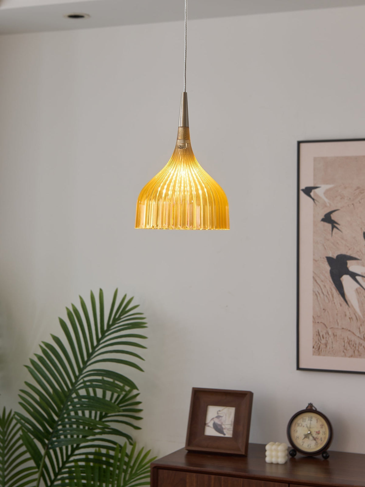 Durven Elegant Pendant Lamp