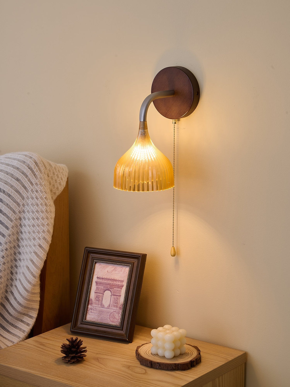 Cimararae Elegance Classic Wood Wall Lamp