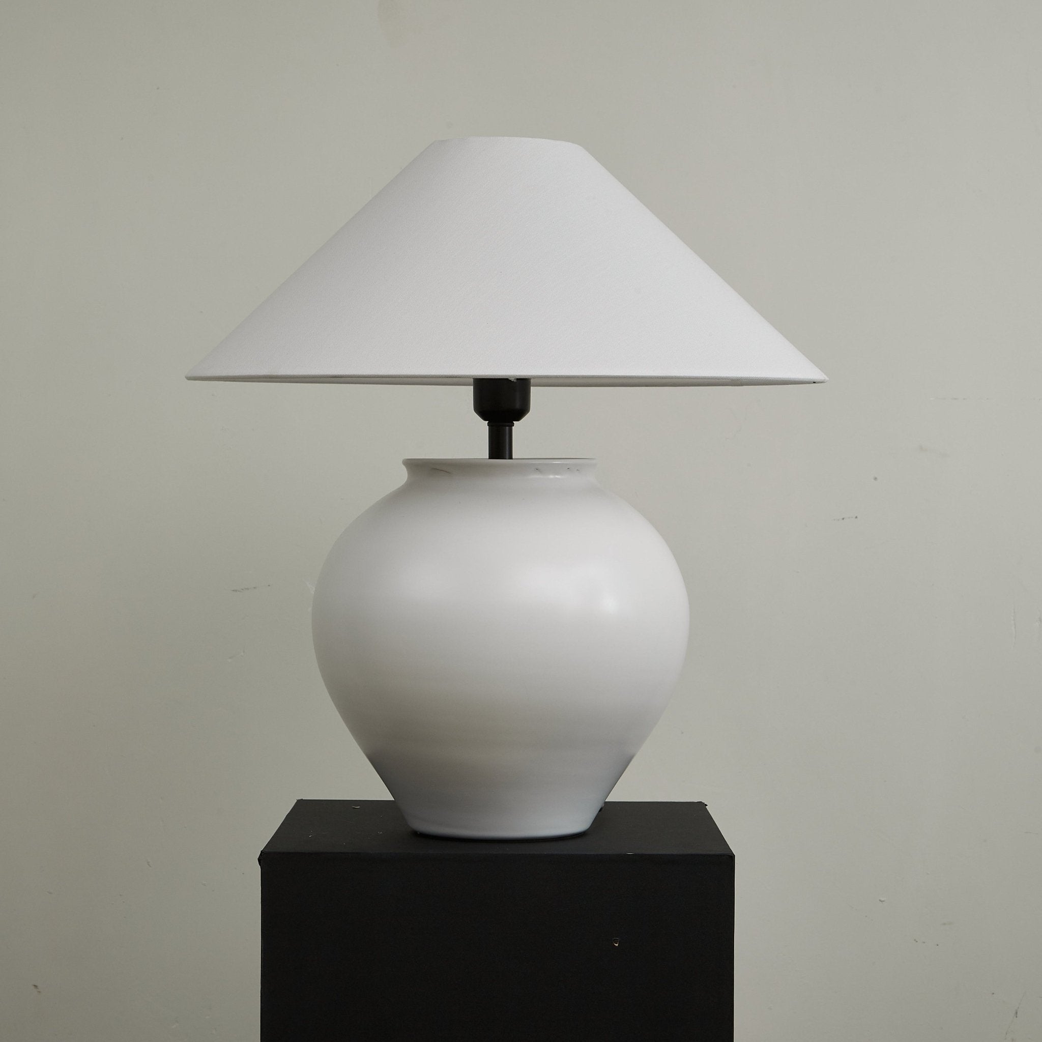 Serinina Classic Fabric Table Lamp