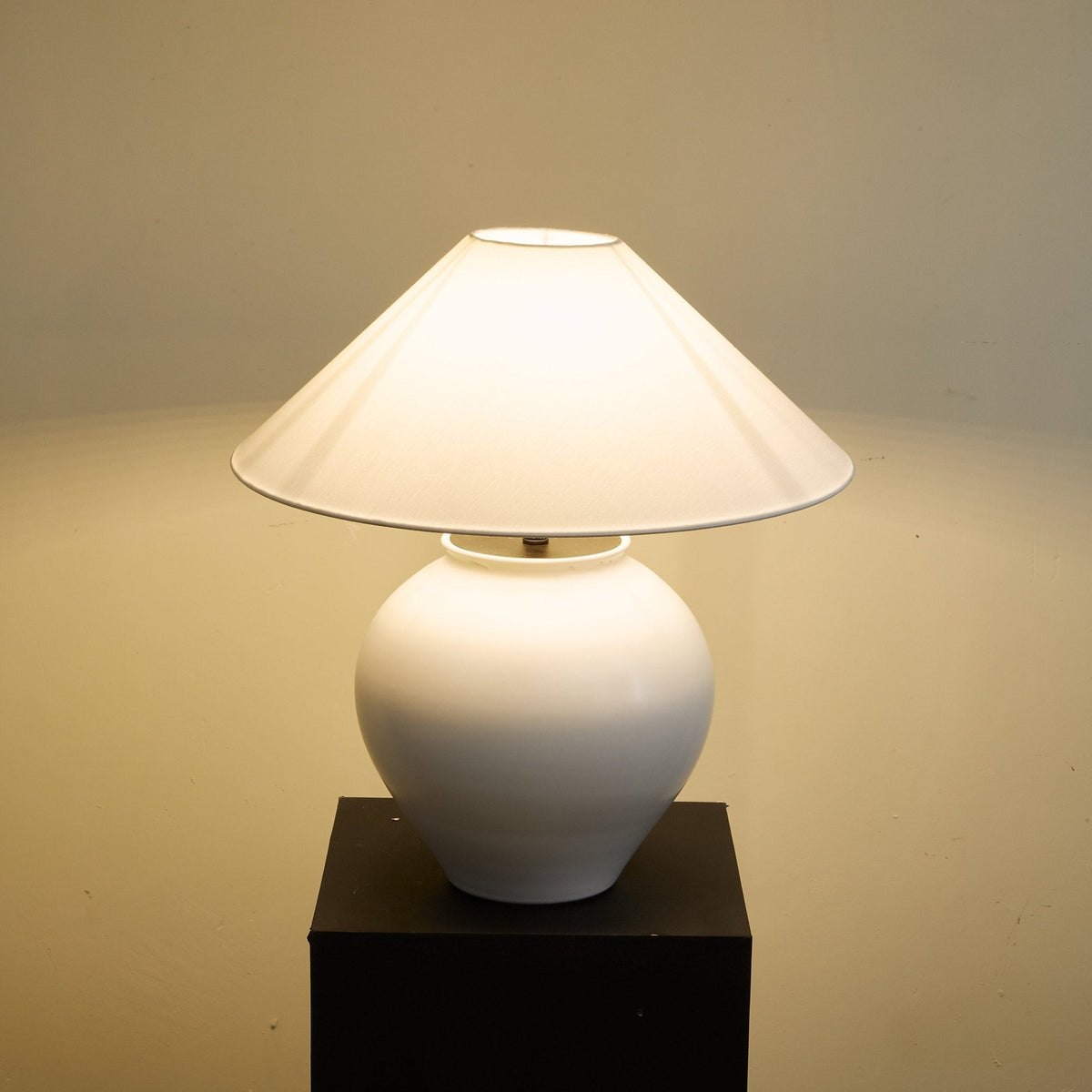 Serinina Classic Fabric Table Lamp