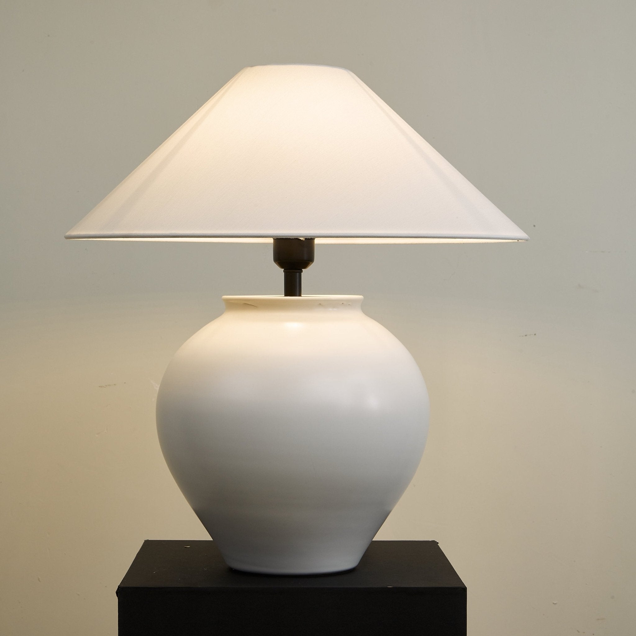 Serinina Classic Fabric Table Lamp
