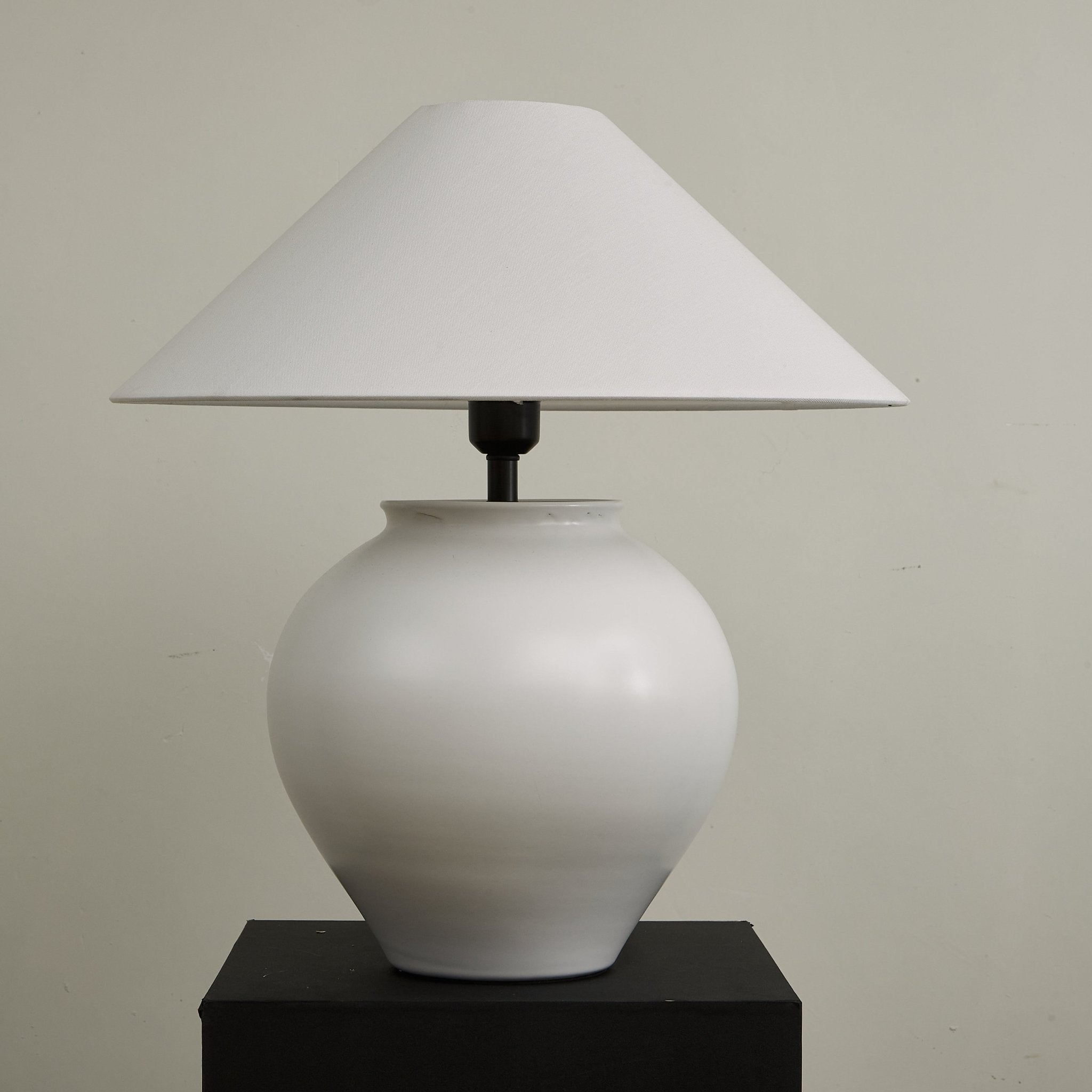 Serinina Classic Fabric Table Lamp