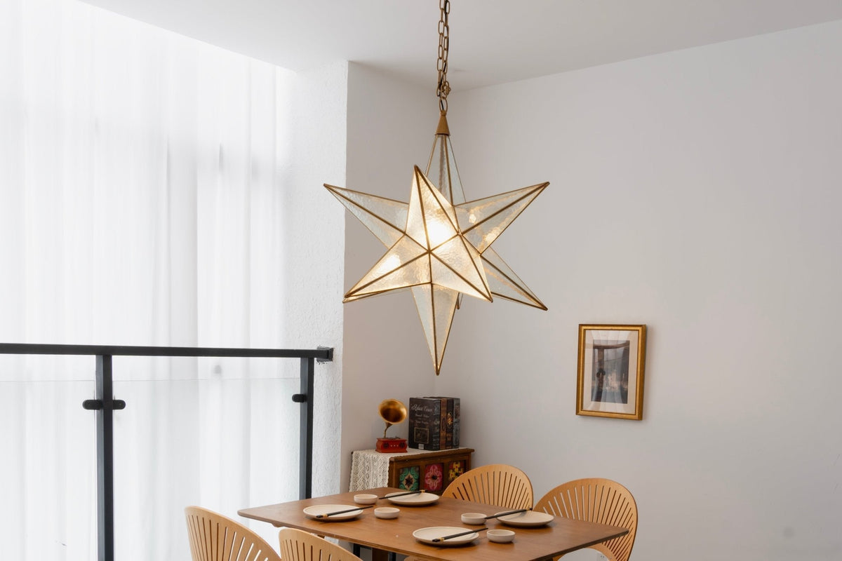 Sotr Elegant Glass Star Chandelier