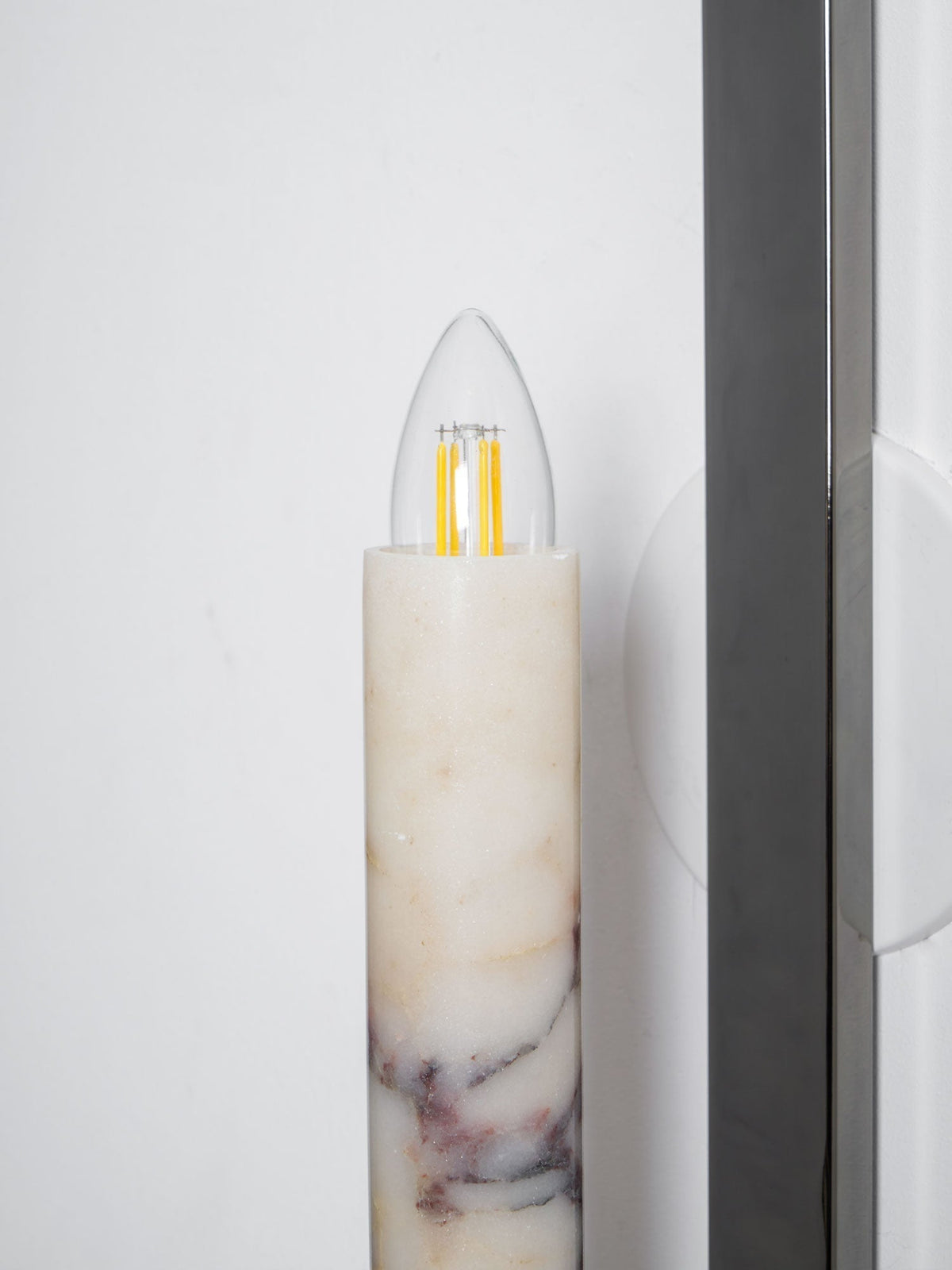Selirelia Modern Wall Lamp