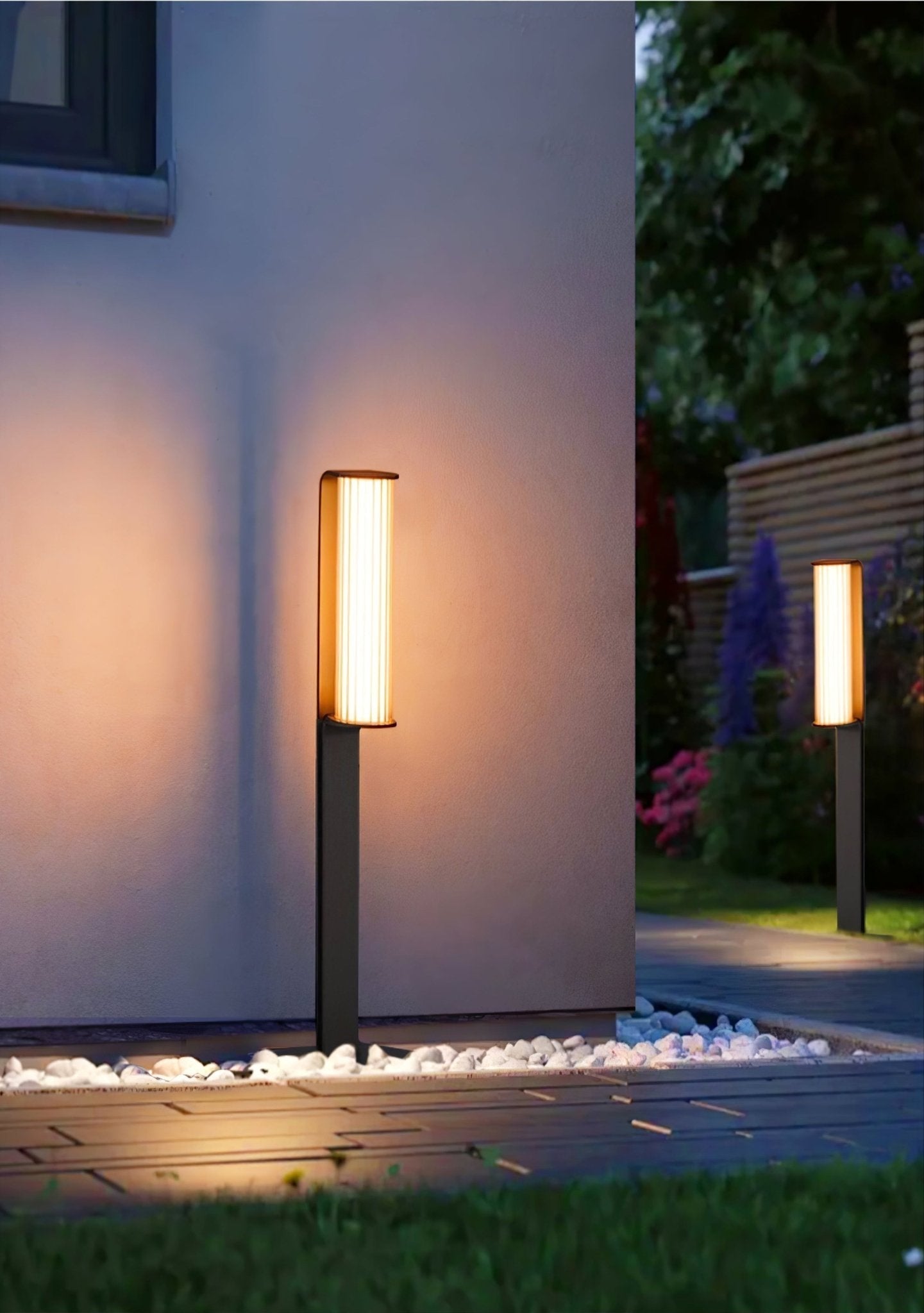 Sorerella Arc Duo Outdoor Lamp