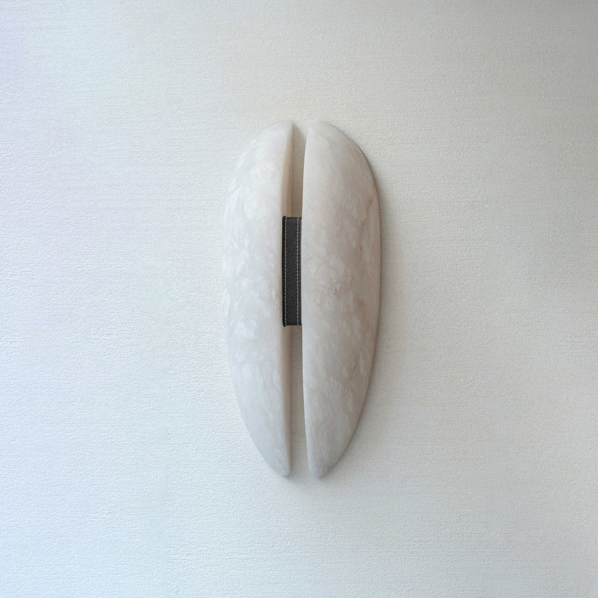 Viraaaria Wall Lamp