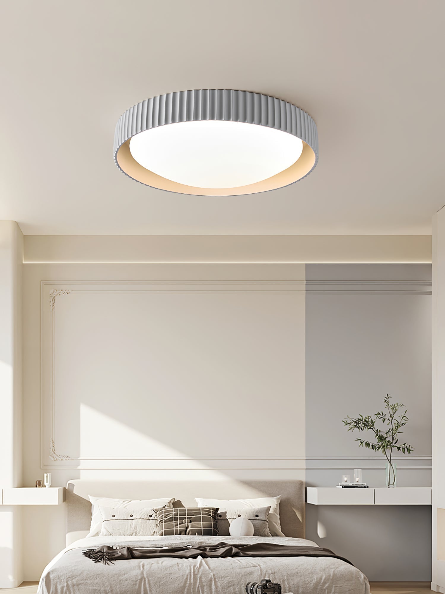 Alesin Modern Minimalist Resin Ceiling Light