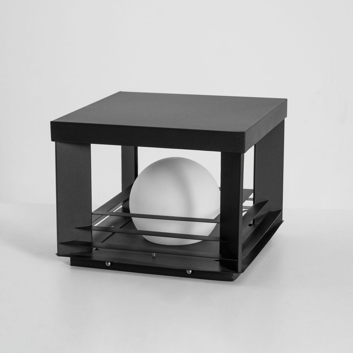 Norarine Crate Outdoor Lamp