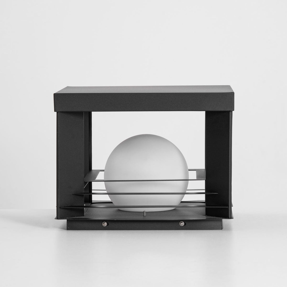 Norarine Crate Outdoor Lamp