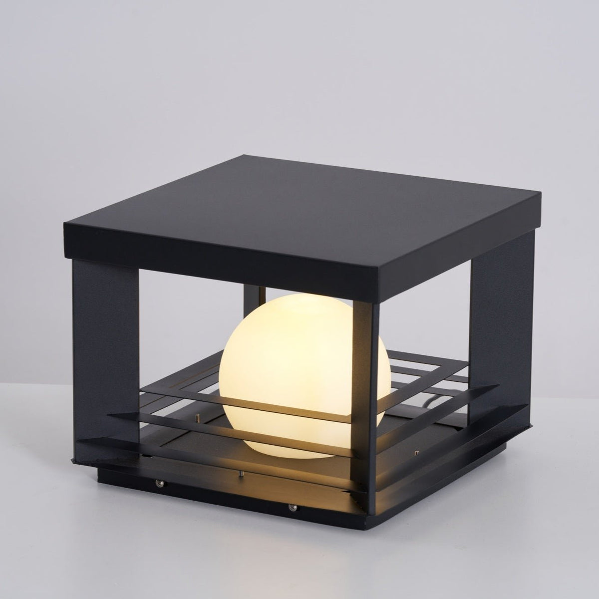 Norarine Crate Outdoor Lamp