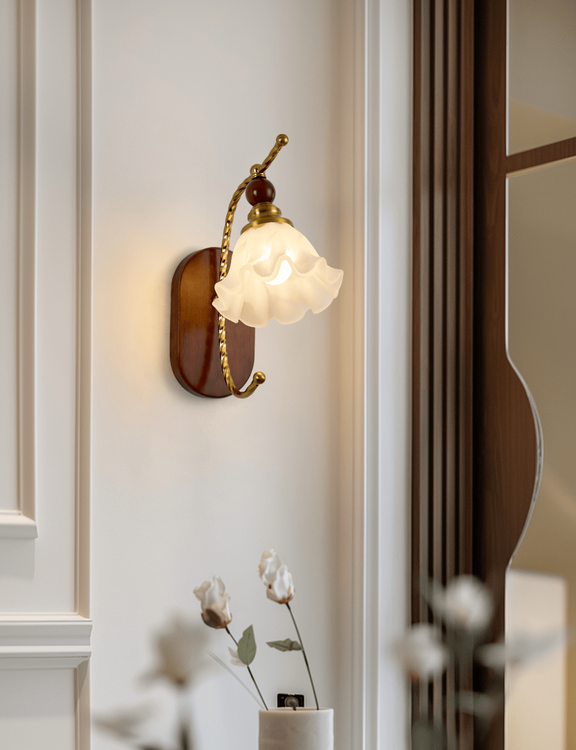 Velorina Wall Sconce
