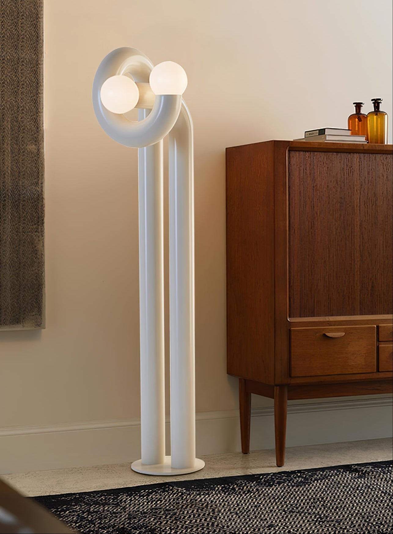 Arraeila Sculptural Floor Lamp