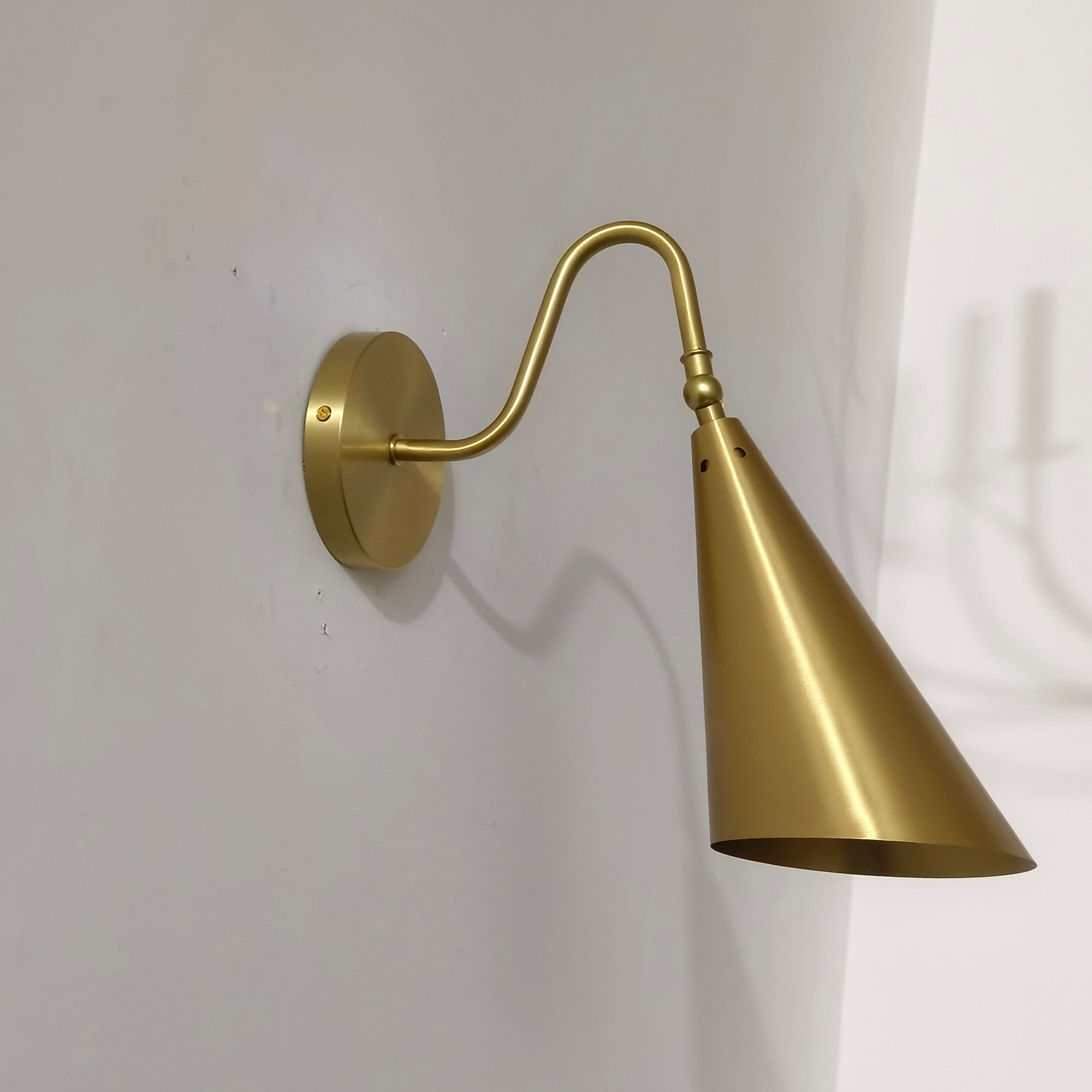 Caliaya Wall Lamp