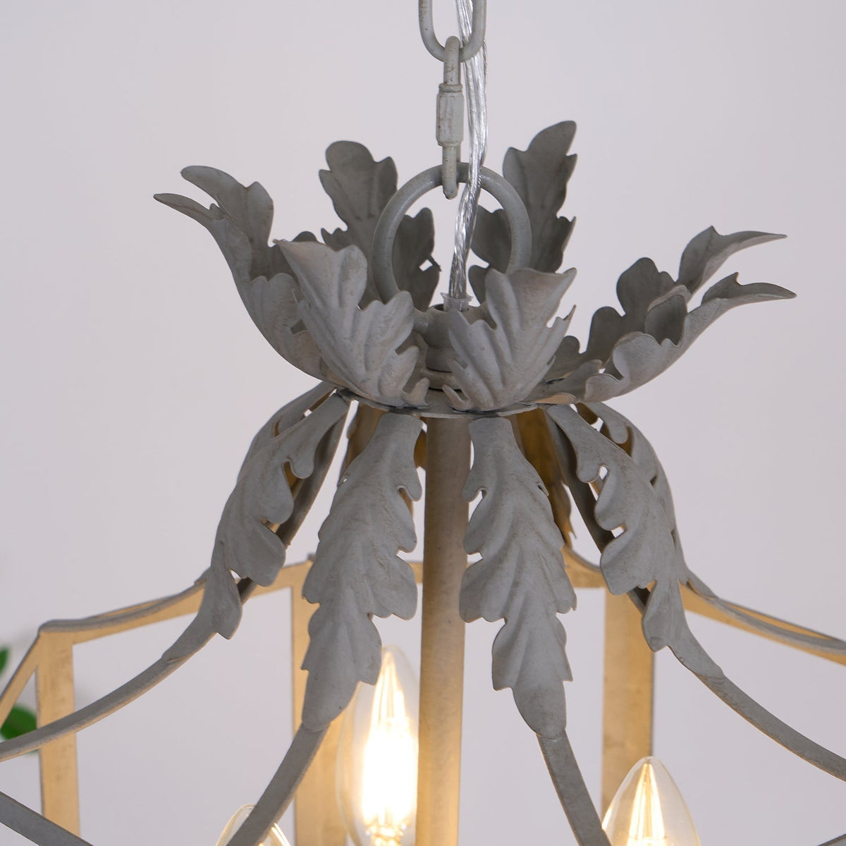 Soraaine Chandelier Retro Cage Grey Candle