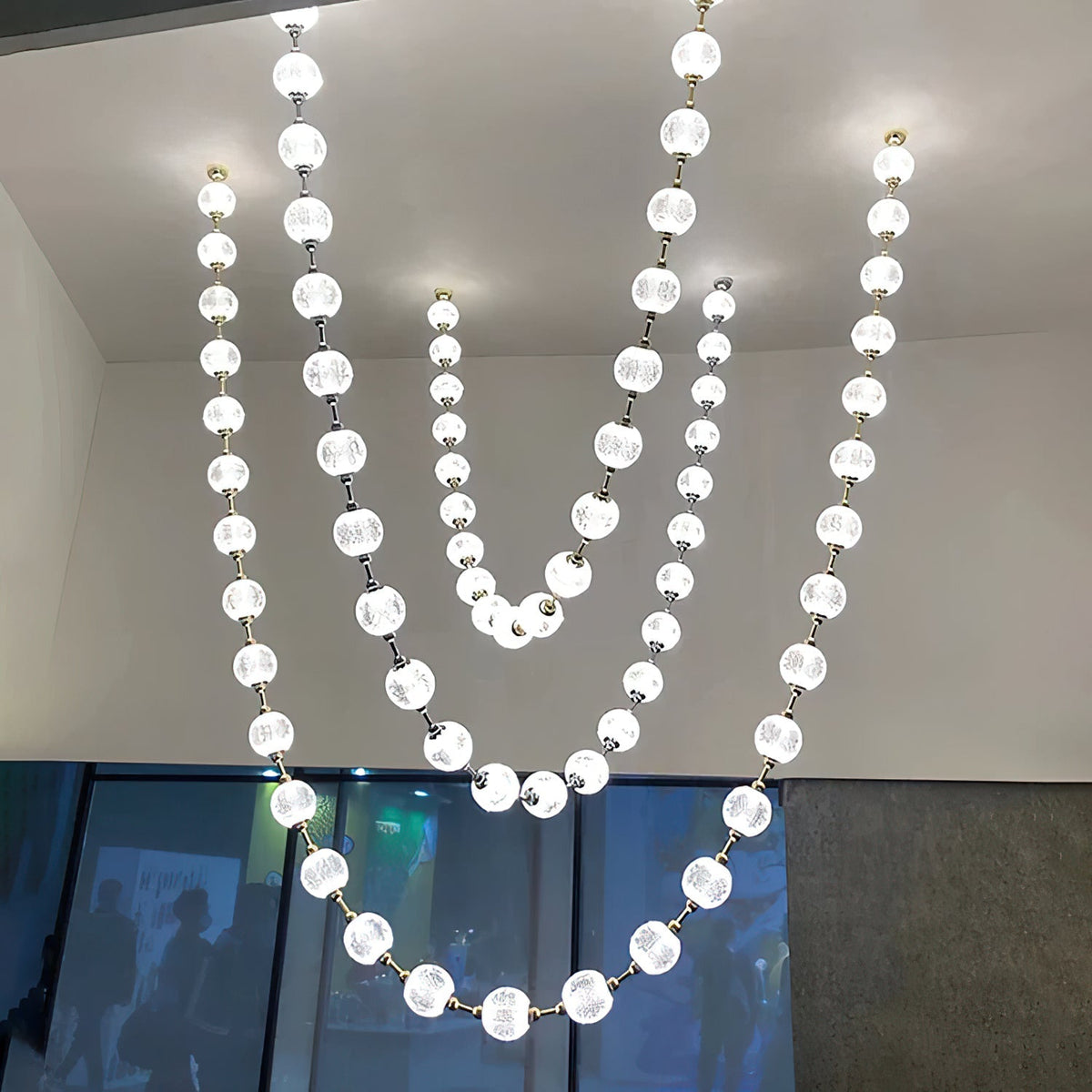 Lindencourt Strand Necklace Chandelier