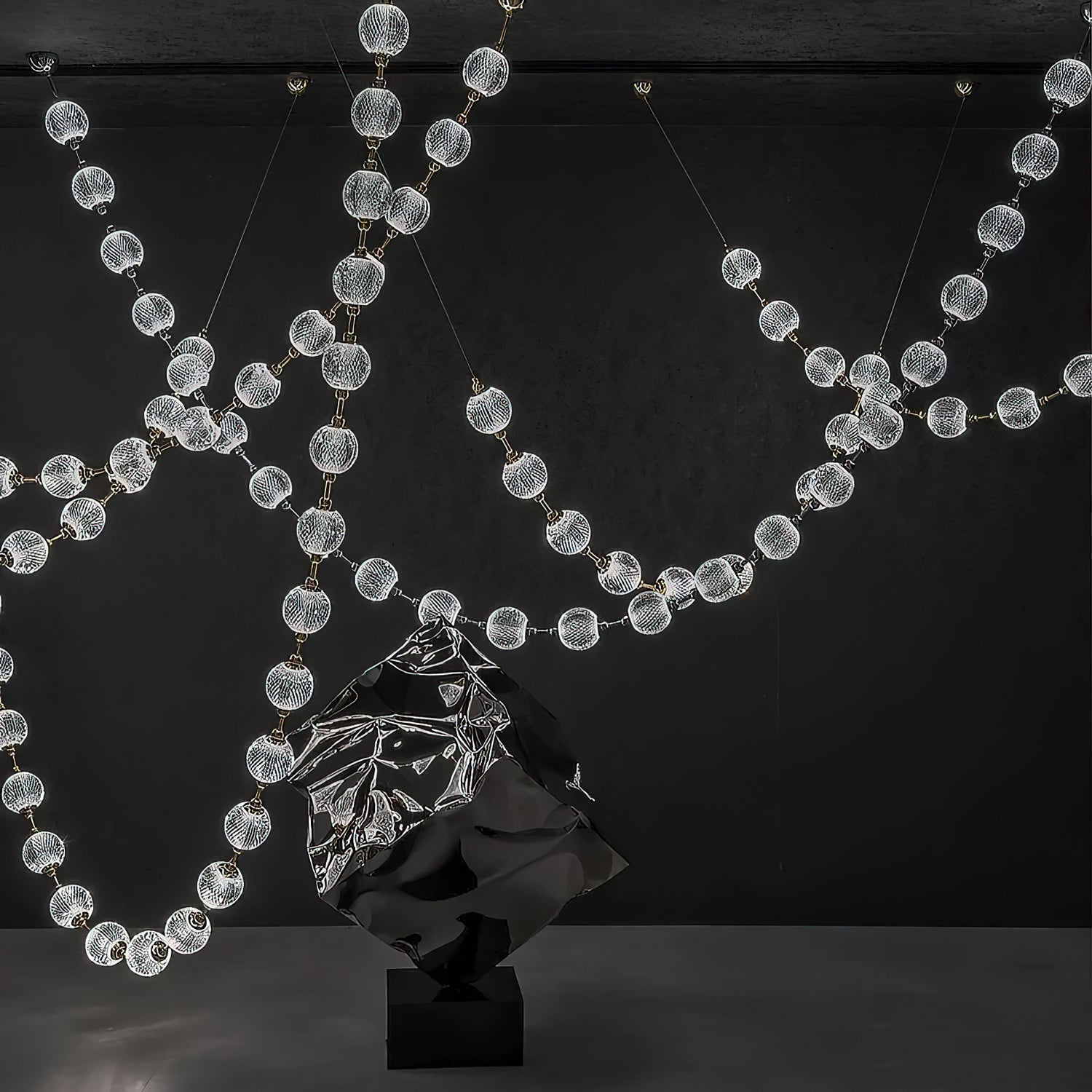 Lindencourt Strand Necklace Chandelier