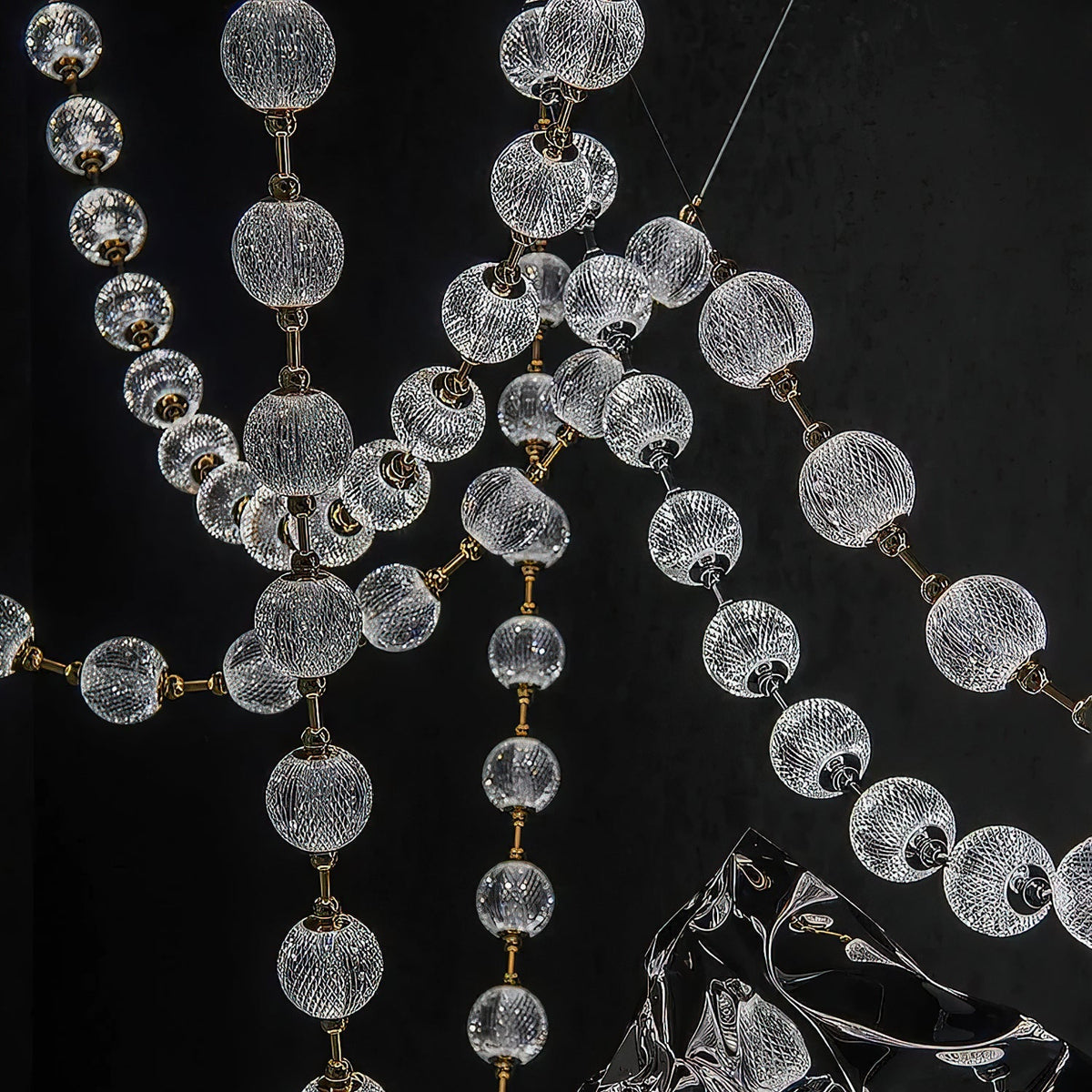 Lindencourt Strand Necklace Chandelier