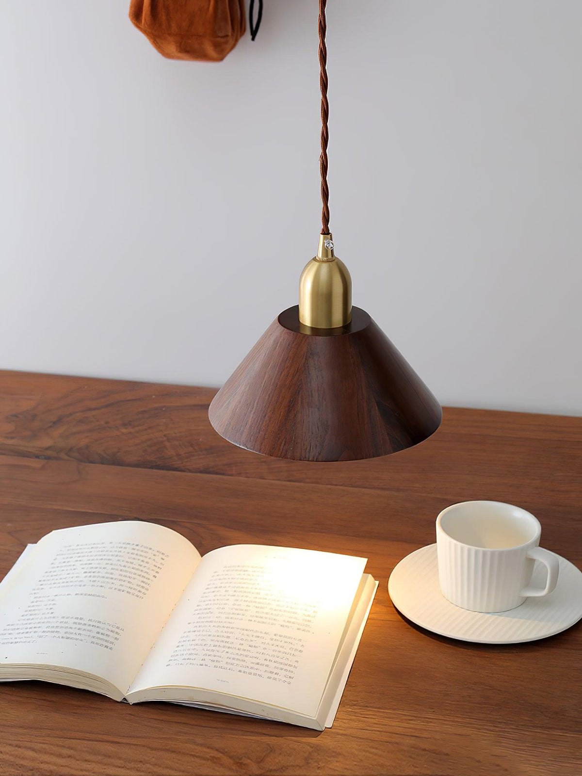 Sylinenne Pendant Lamp Walnut Brass Modern for Living Room
