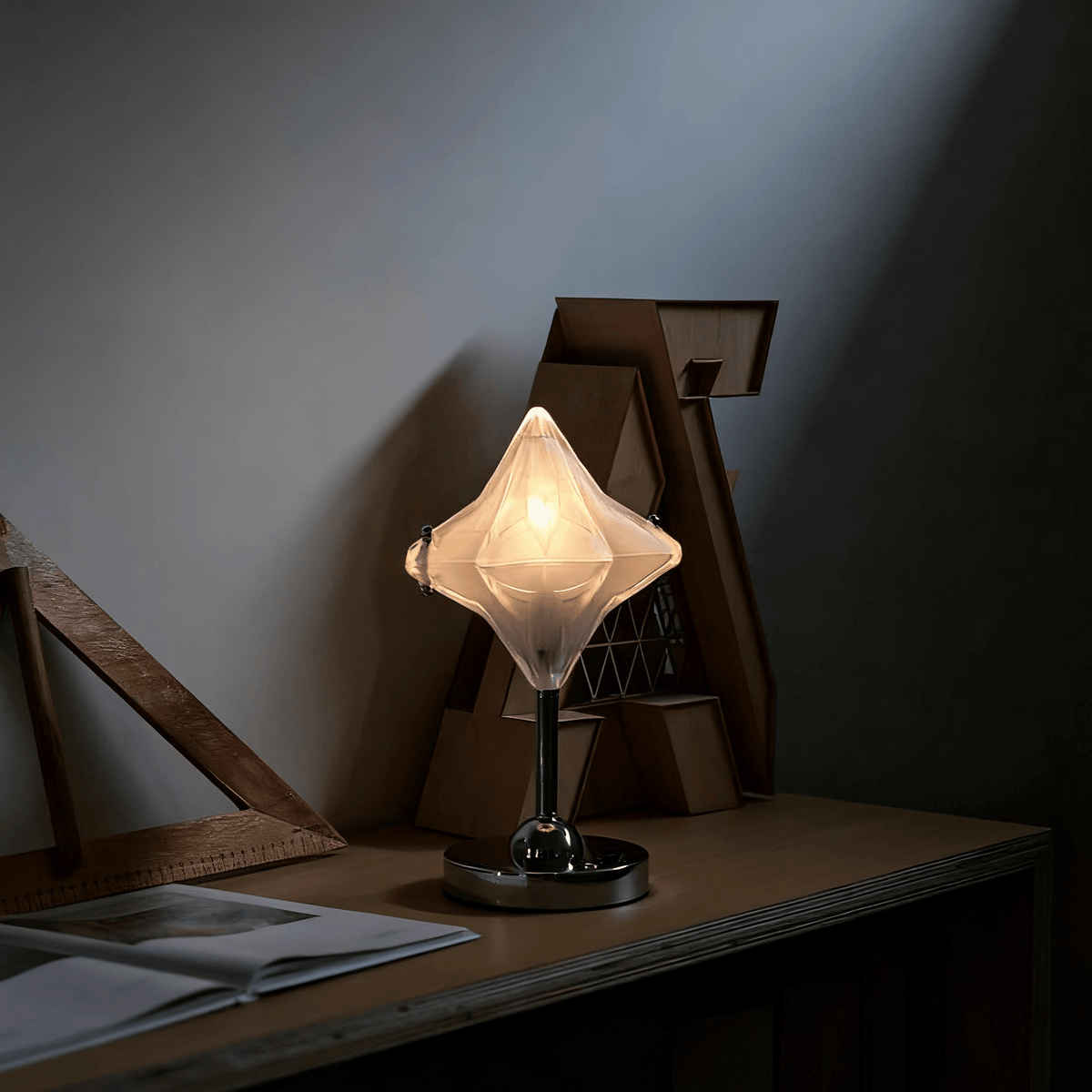Vihl Star Table Light