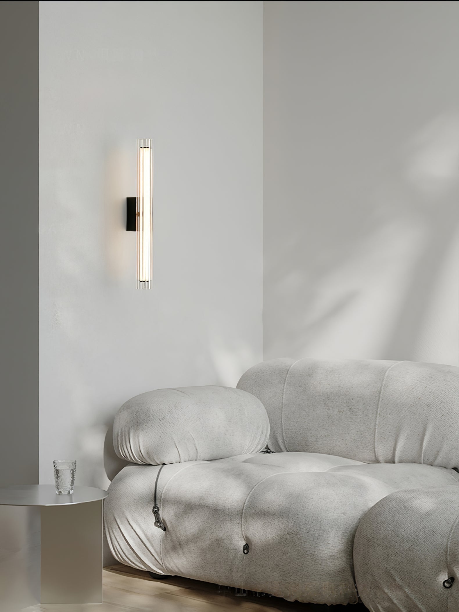 Corv Glass Contemporary Wall Lamp