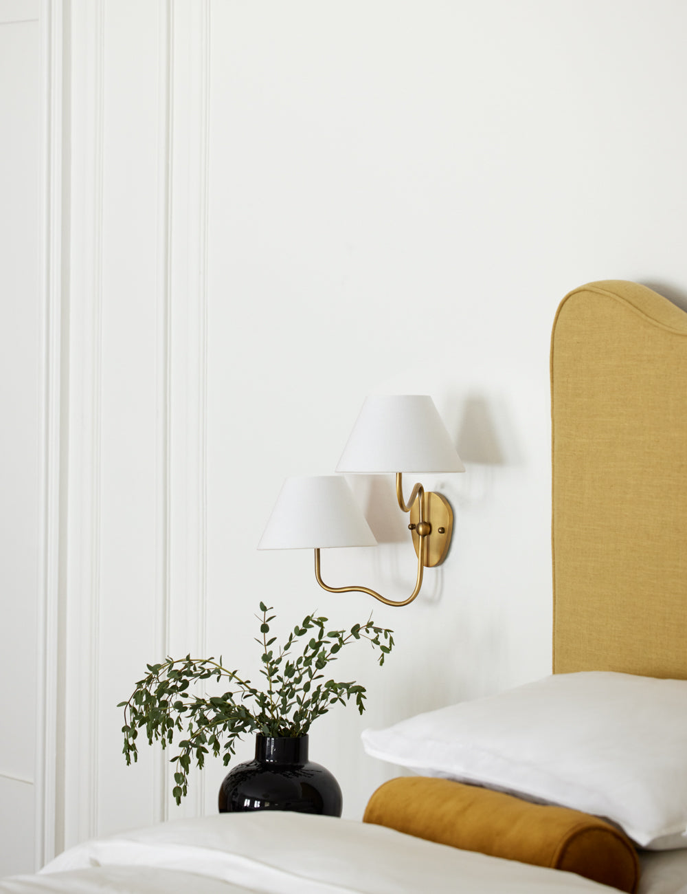 Selirora Wall Lamp