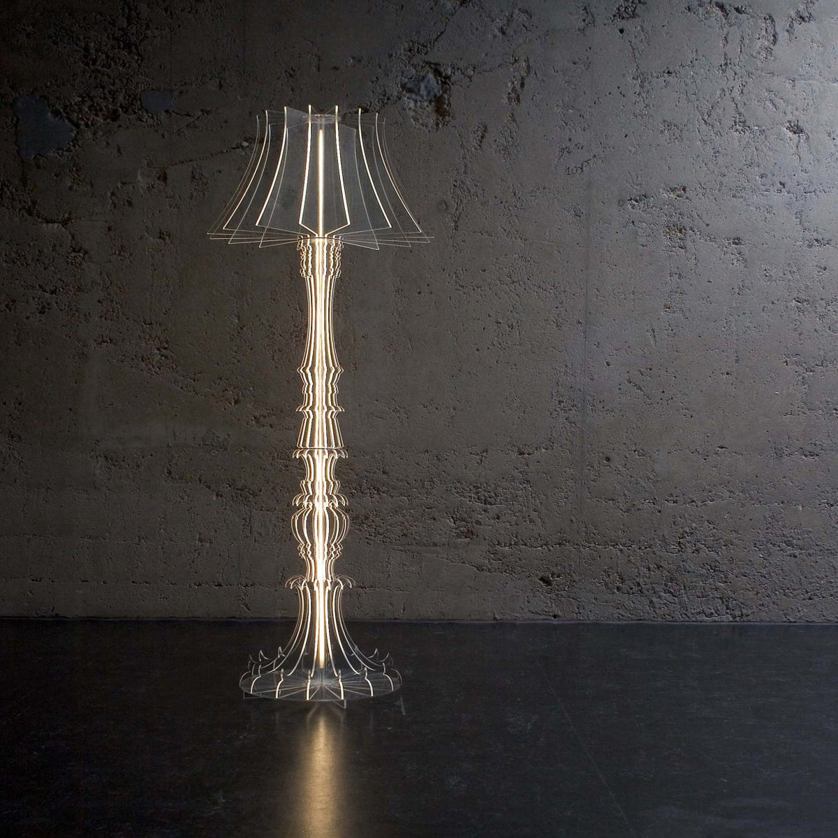 Elmariel Sculptural Acrylic Table Lamp