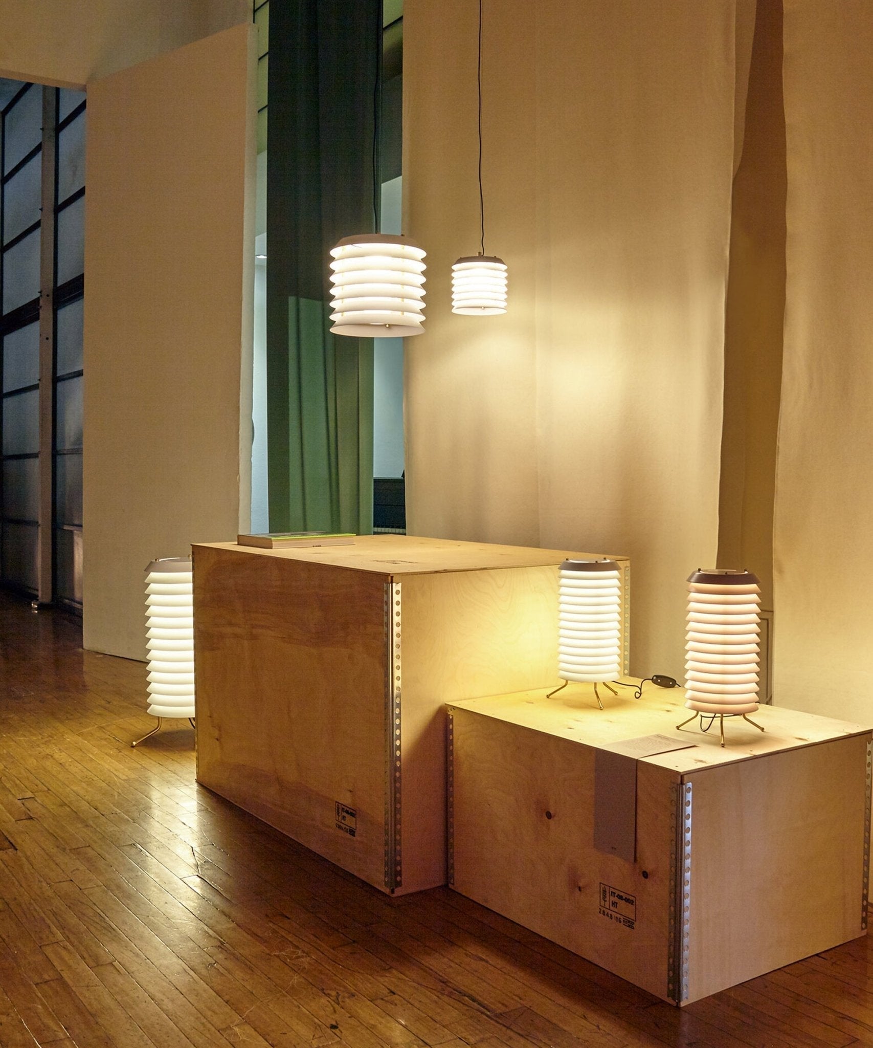Orelelette Lattice Scandinavian Table Lamp