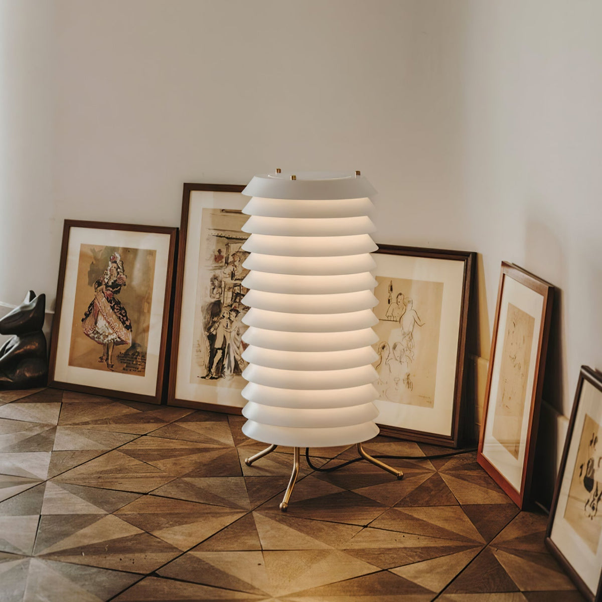 Orelelette Lattice Scandinavian Table Lamp