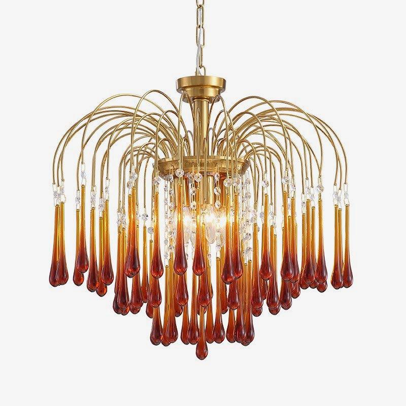 Lustra Chandelier Golden Arms and Crystal - Neutral Decor