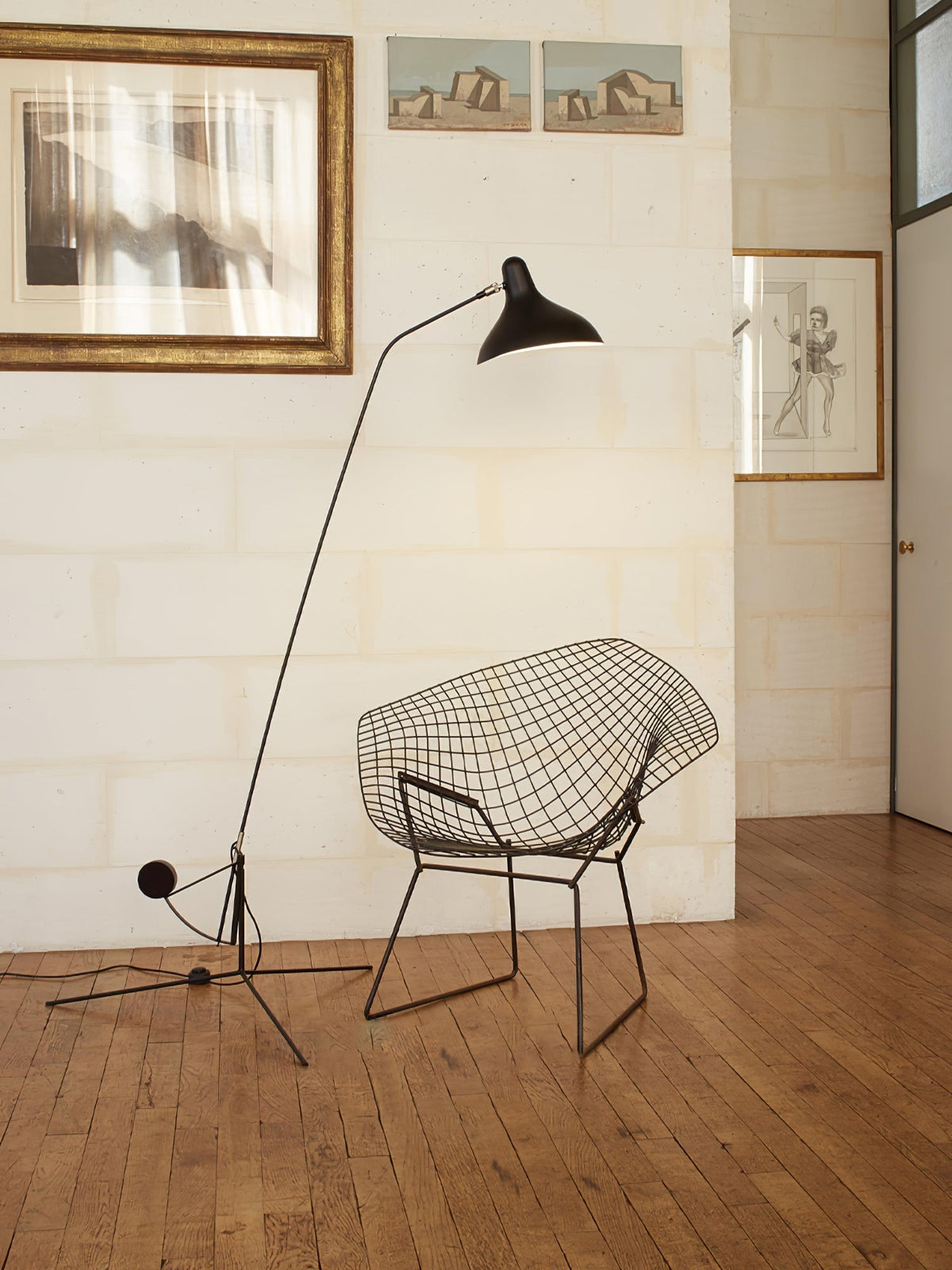 ArcMotion Mantis Arm Floor Lamp