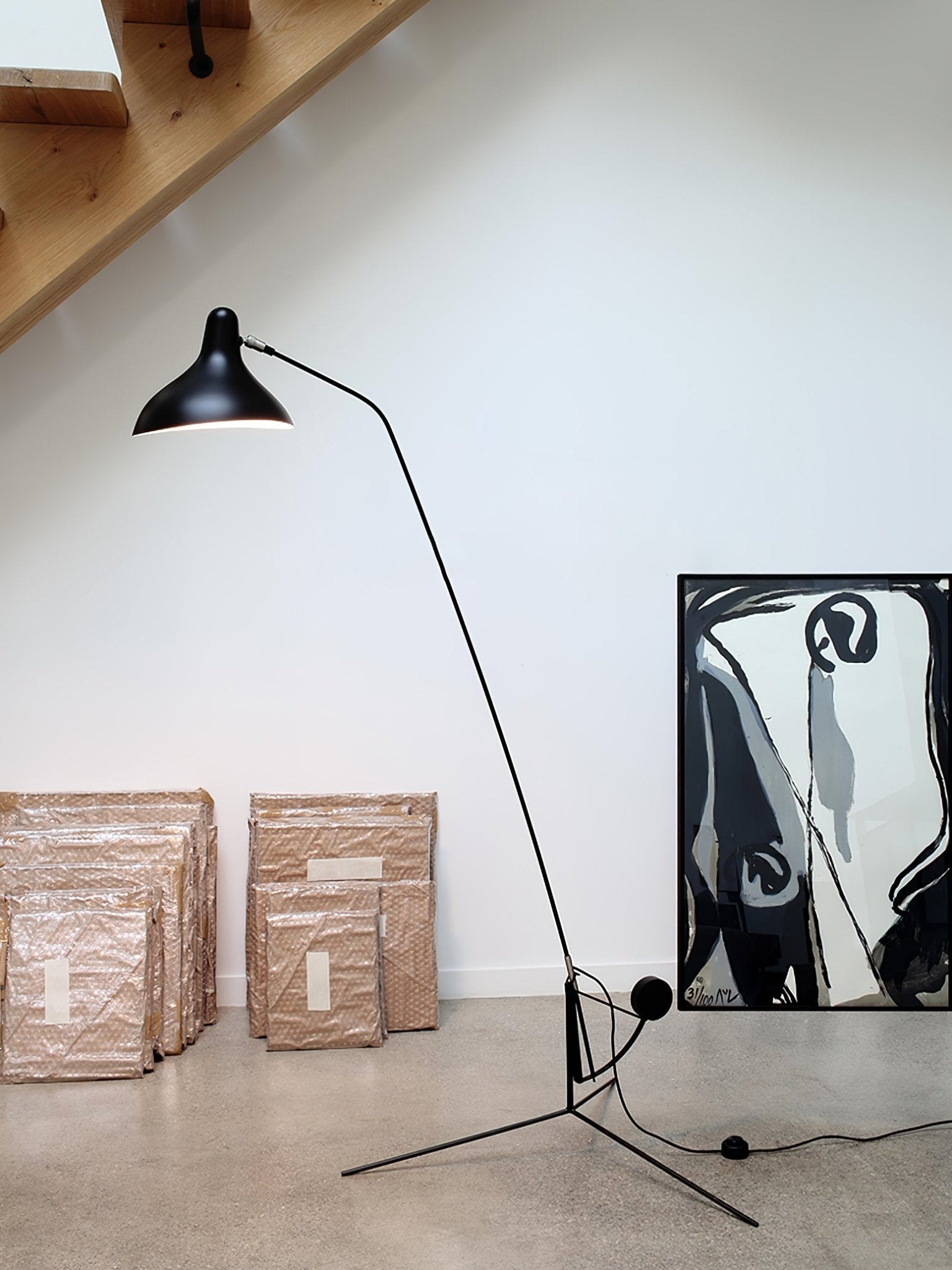 ArcMotion Mantis Arm Floor Lamp