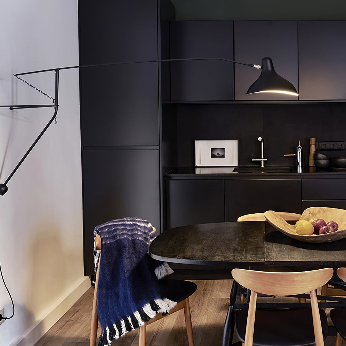 Ivsolarae Modern Minimalist Arm Wall Lamp
