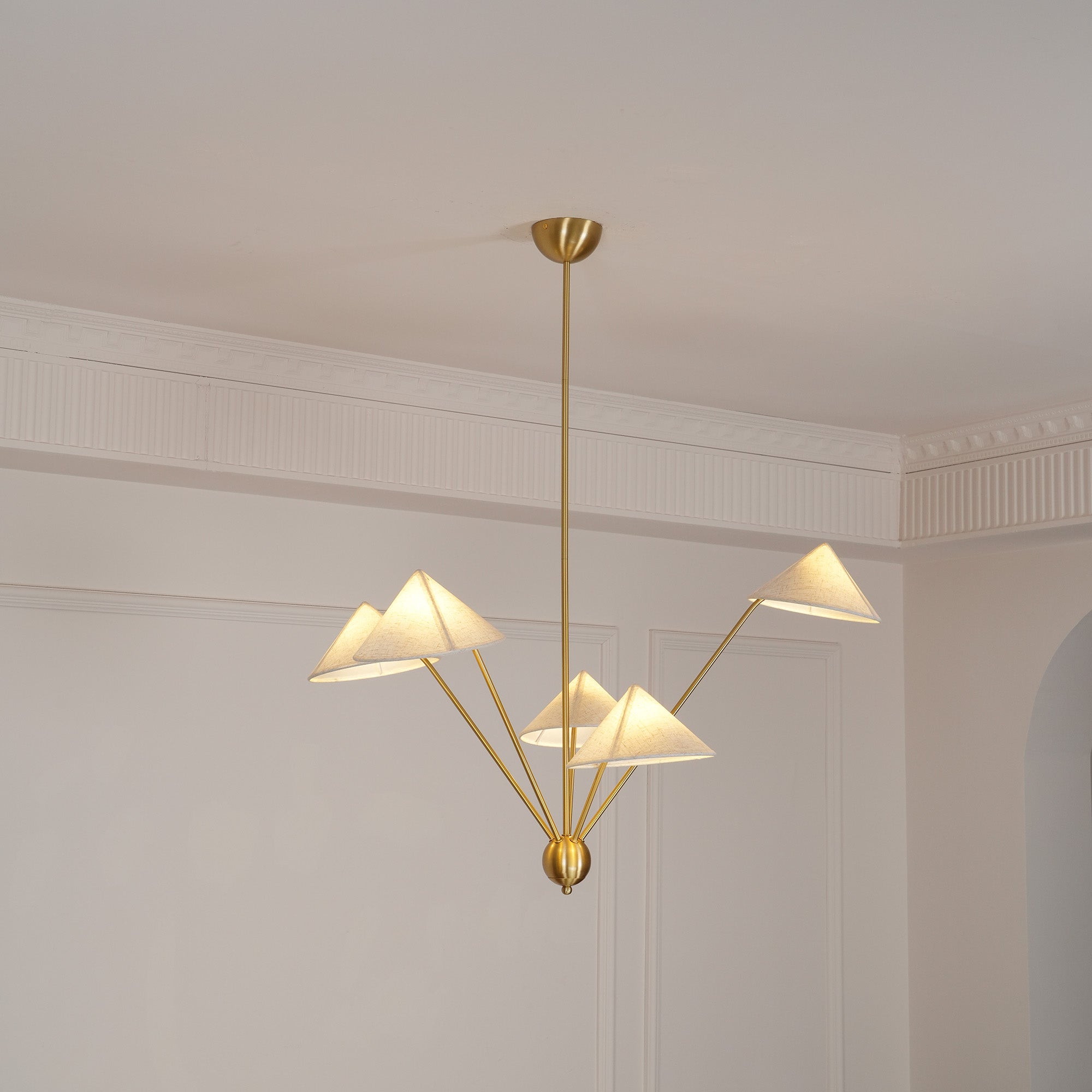 Oriisora Chandelier Brass Curved Beige