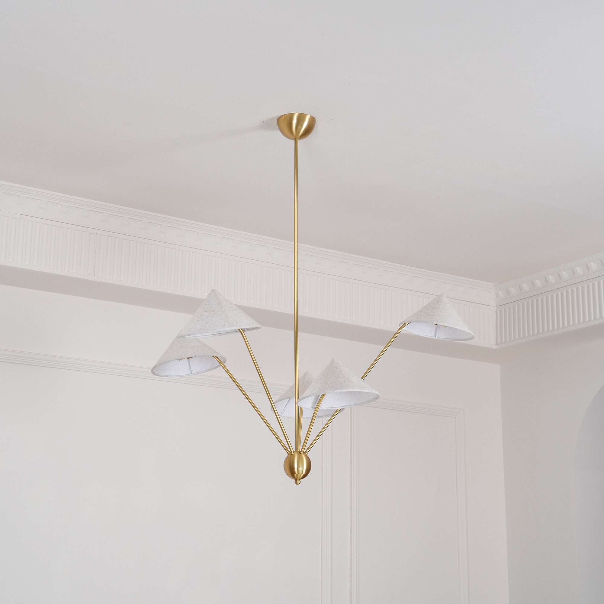 Oriisora Chandelier Brass Curved Beige
