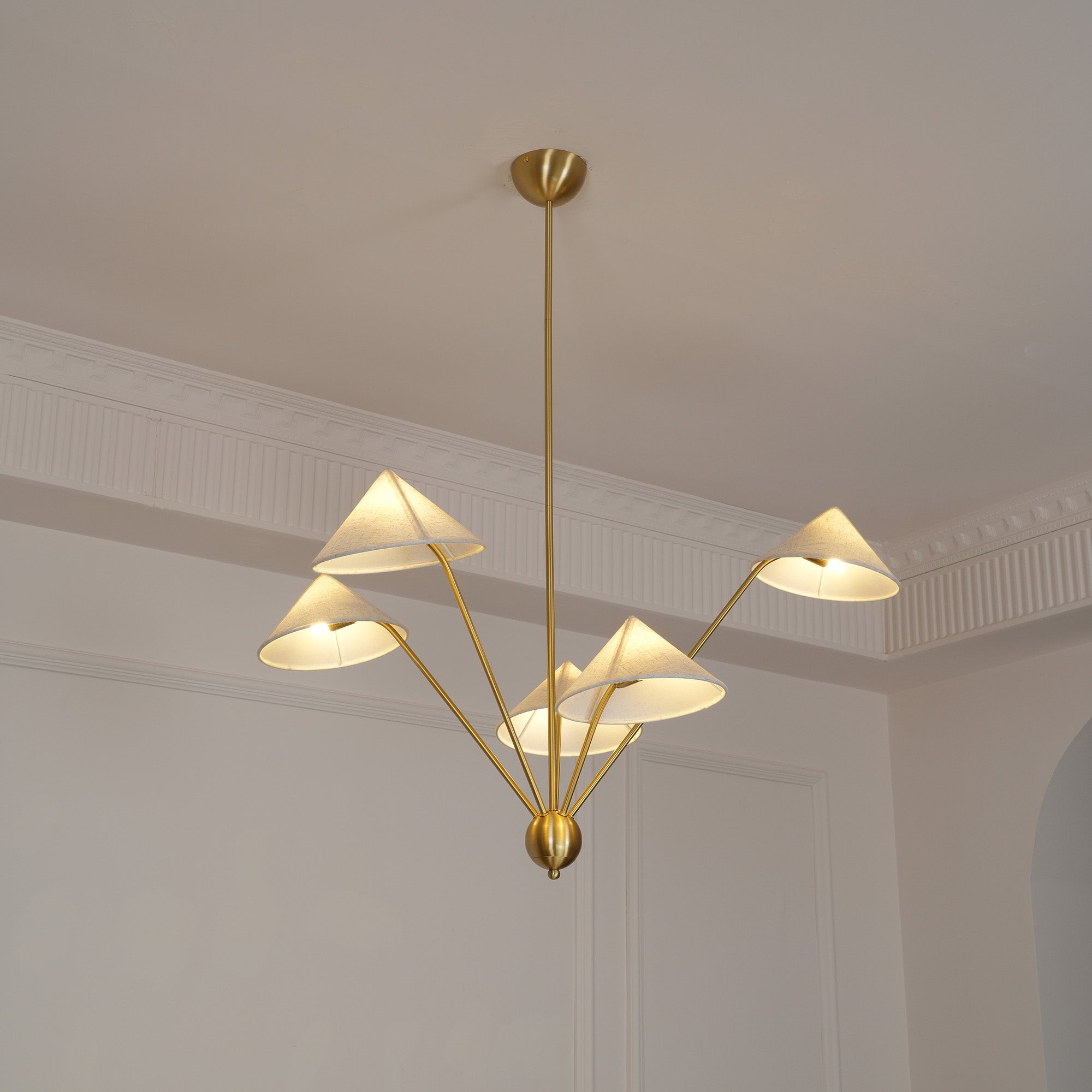 Oriisora Chandelier Brass Curved Beige