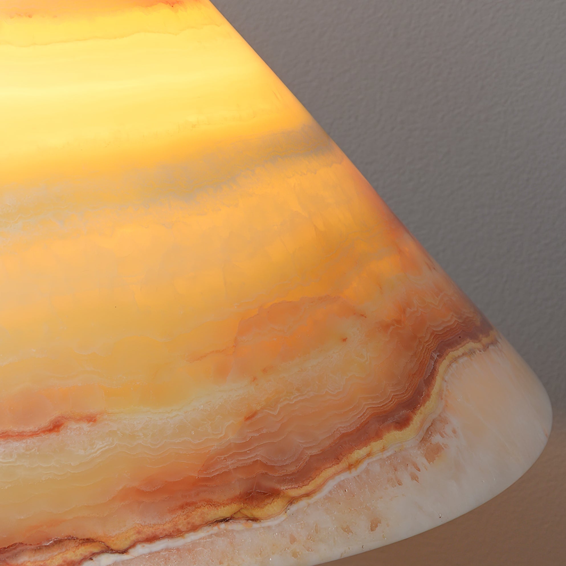 Velalelia Vintage Jade Table Lamp