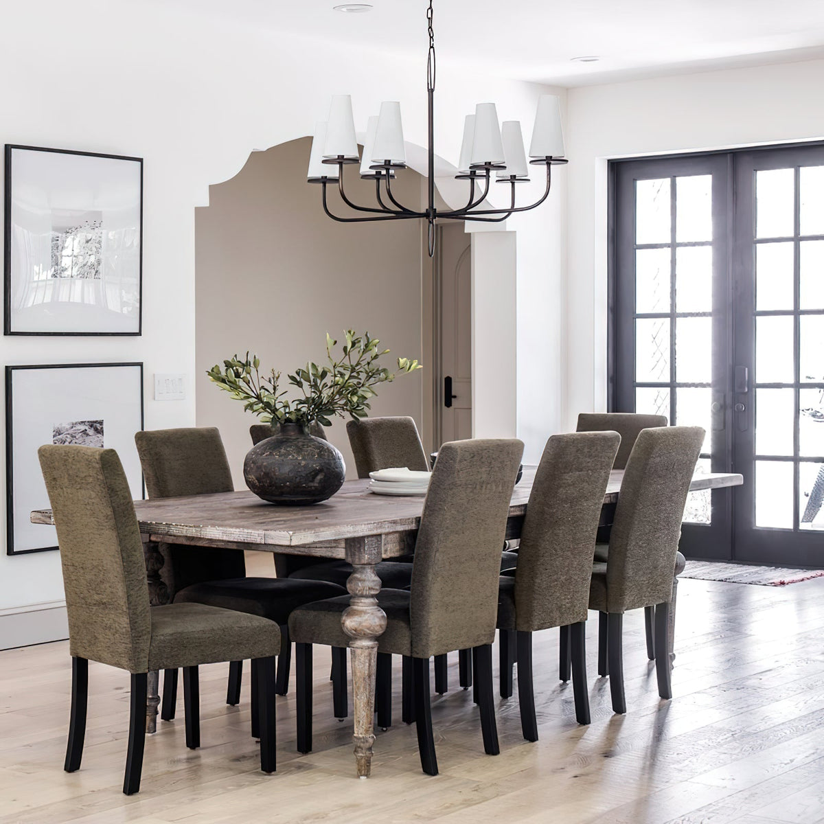 Rivaneon Chandelier