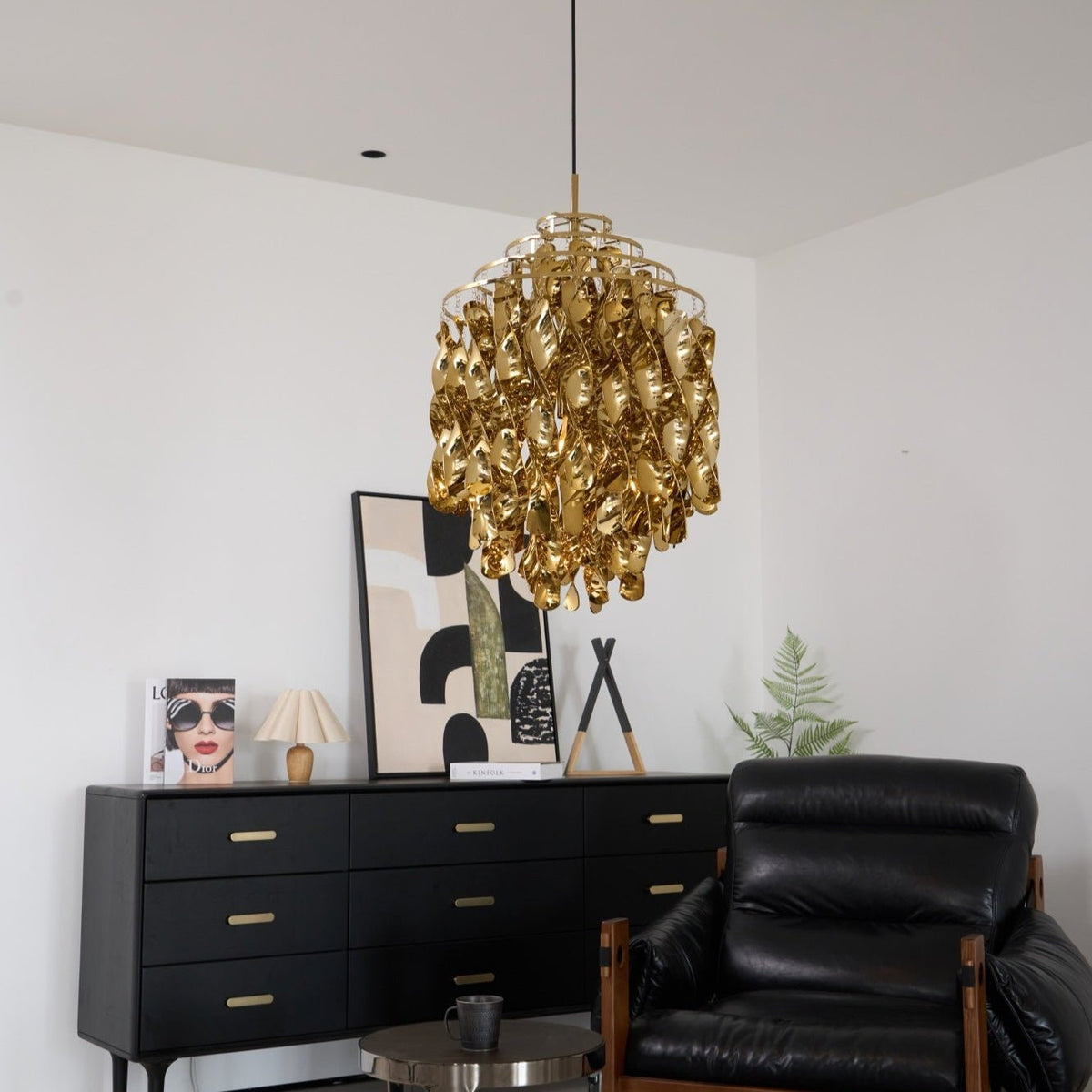 Isoran Luxe Acrylic Chandelier
