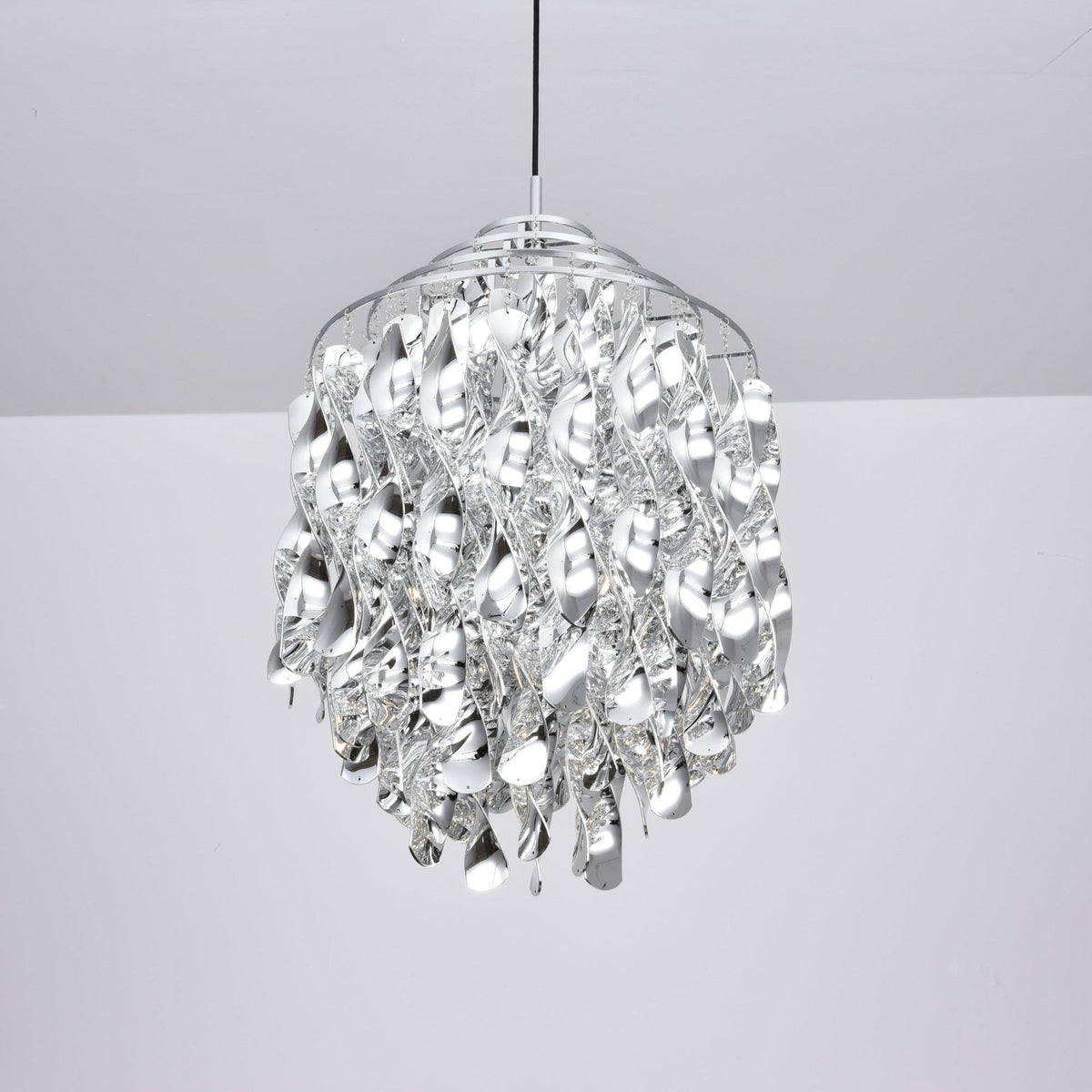 Isoran Luxe Acrylic Chandelier