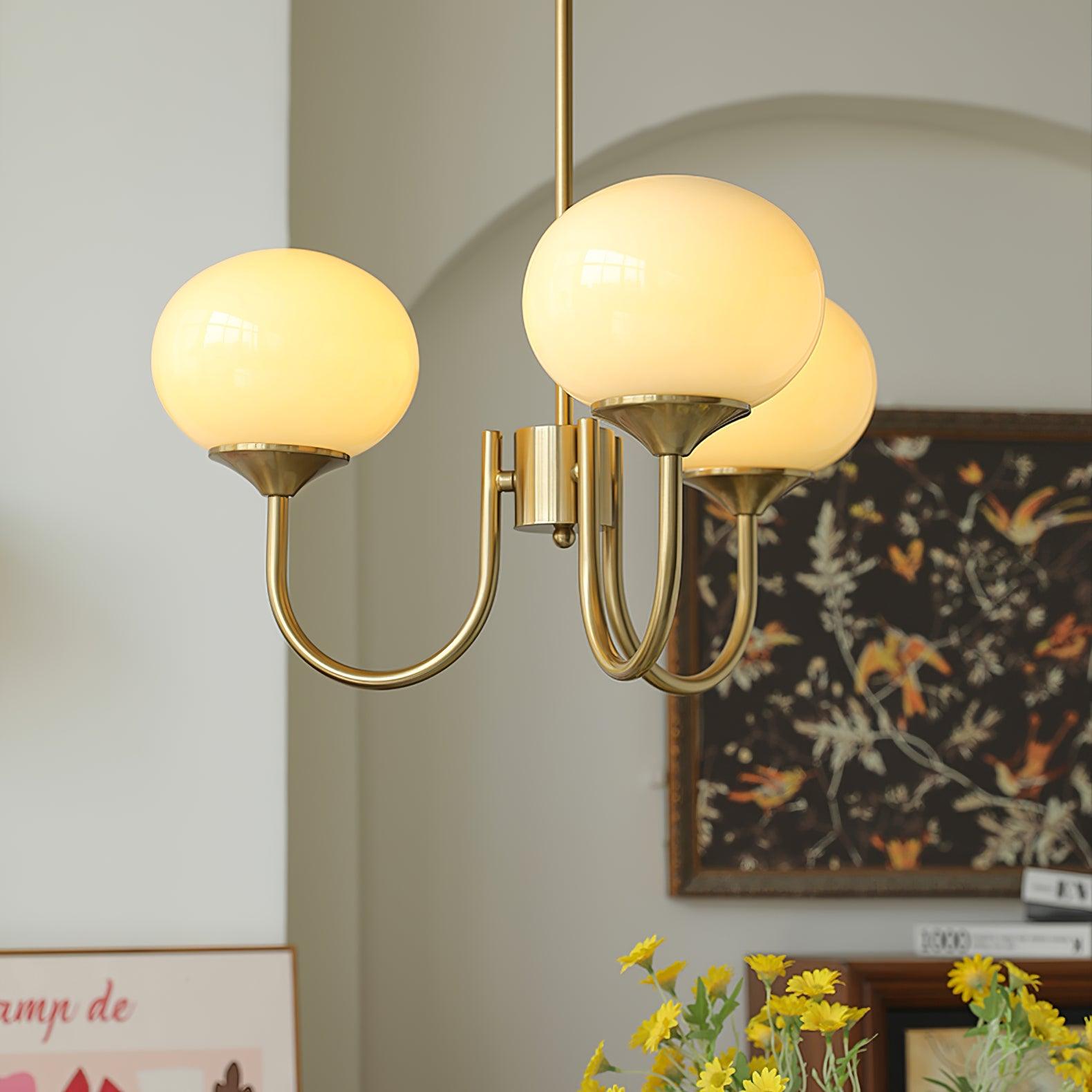 Lustra Chandelier Pink Glass Globe Gold - Neutral Decor