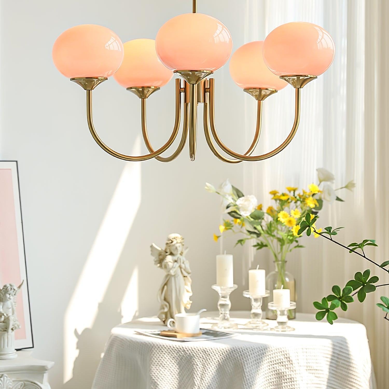 Lustra Chandelier Pink Glass Globe Gold - Neutral Decor
