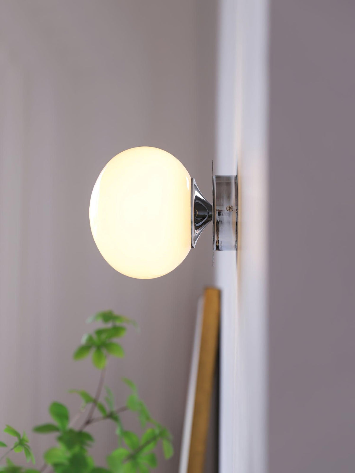 Stefan Modern Minimalist Glass Sconces Wall lamp