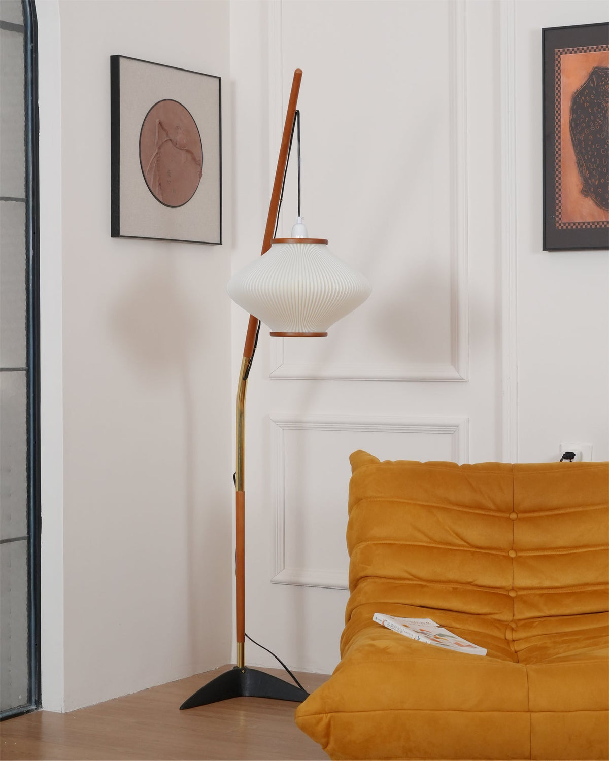 Ervenil Mid Century Wood & Glass Floor Lamp