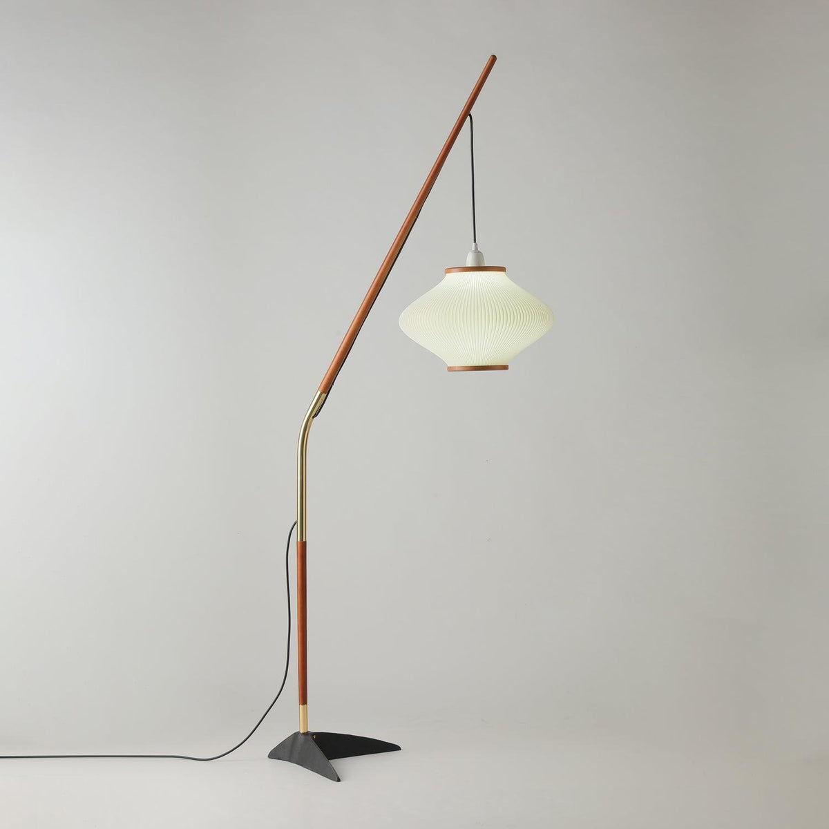 Ervenil Mid Century Wood & Glass Floor Lamp
