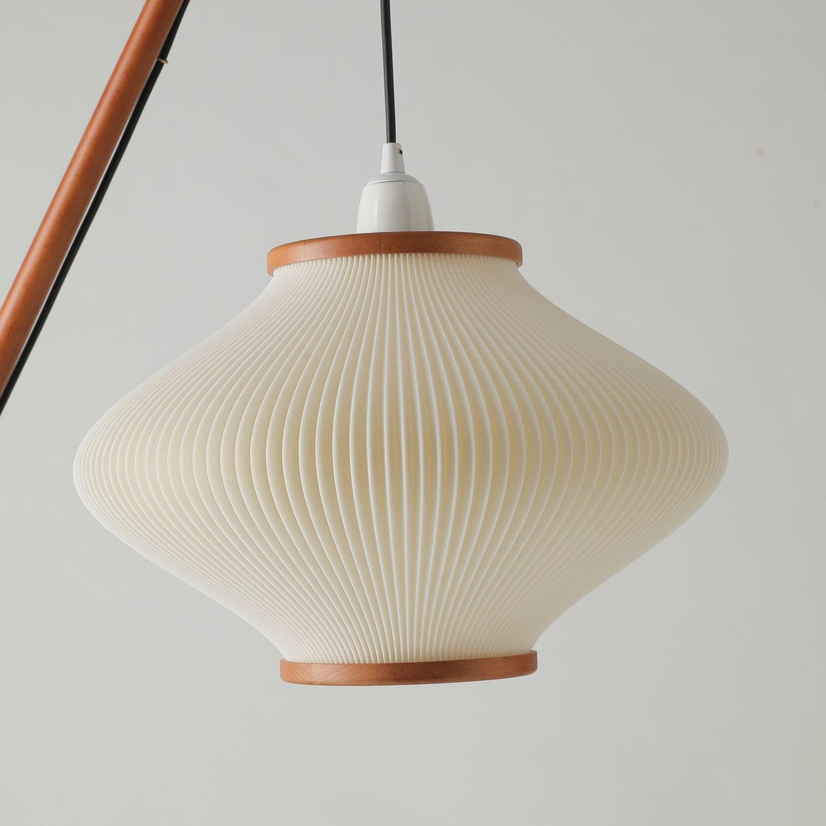 Ervenil Mid Century Wood & Glass Floor Lamp