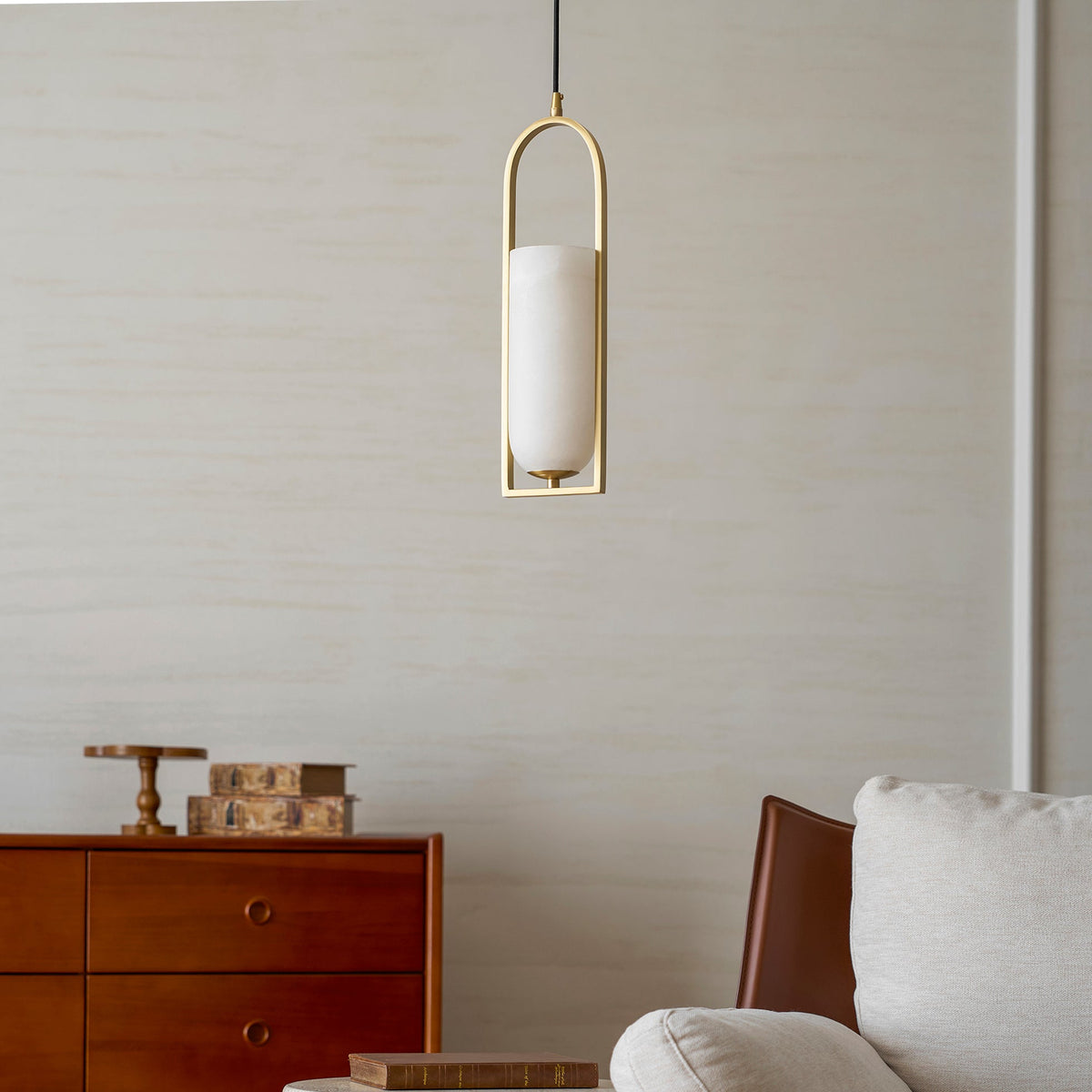 Svala Arch Alabaster Pendant Light