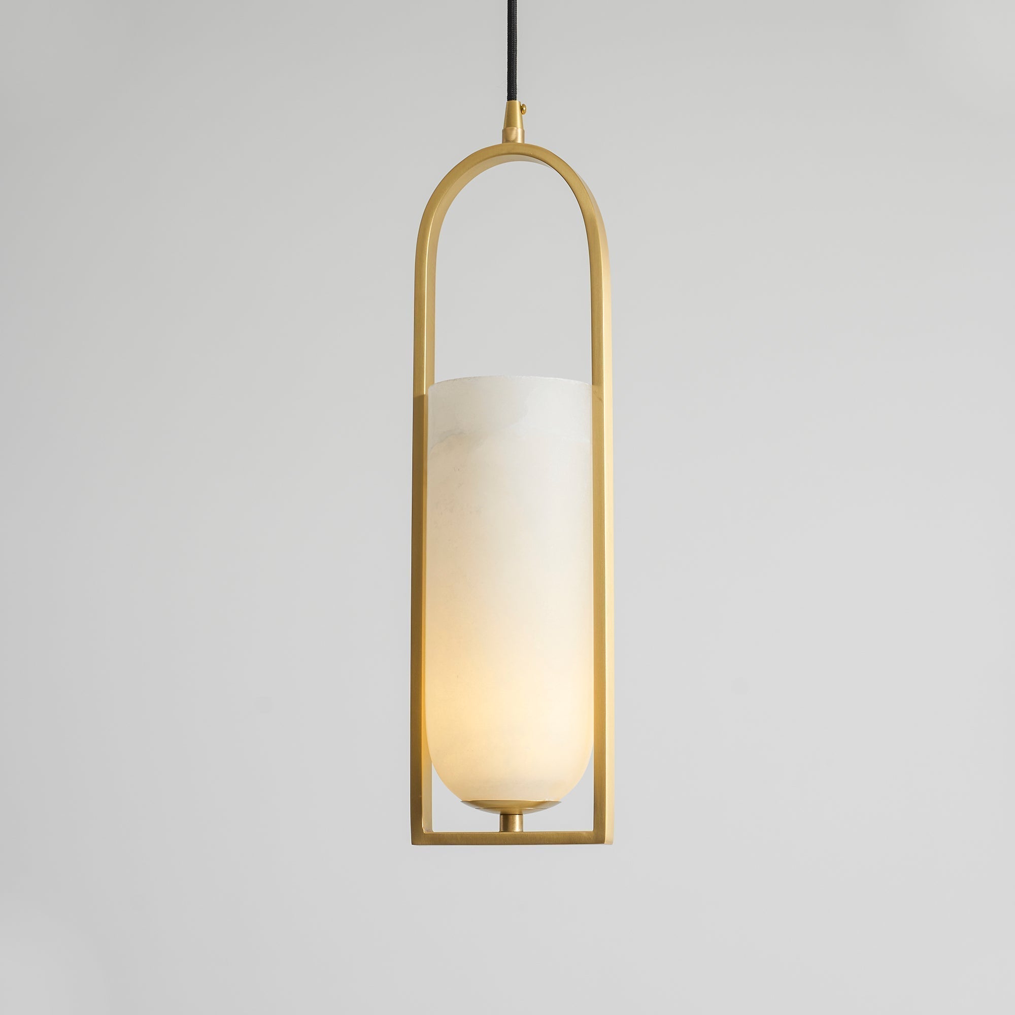 Svala Arch Alabaster Pendant Light