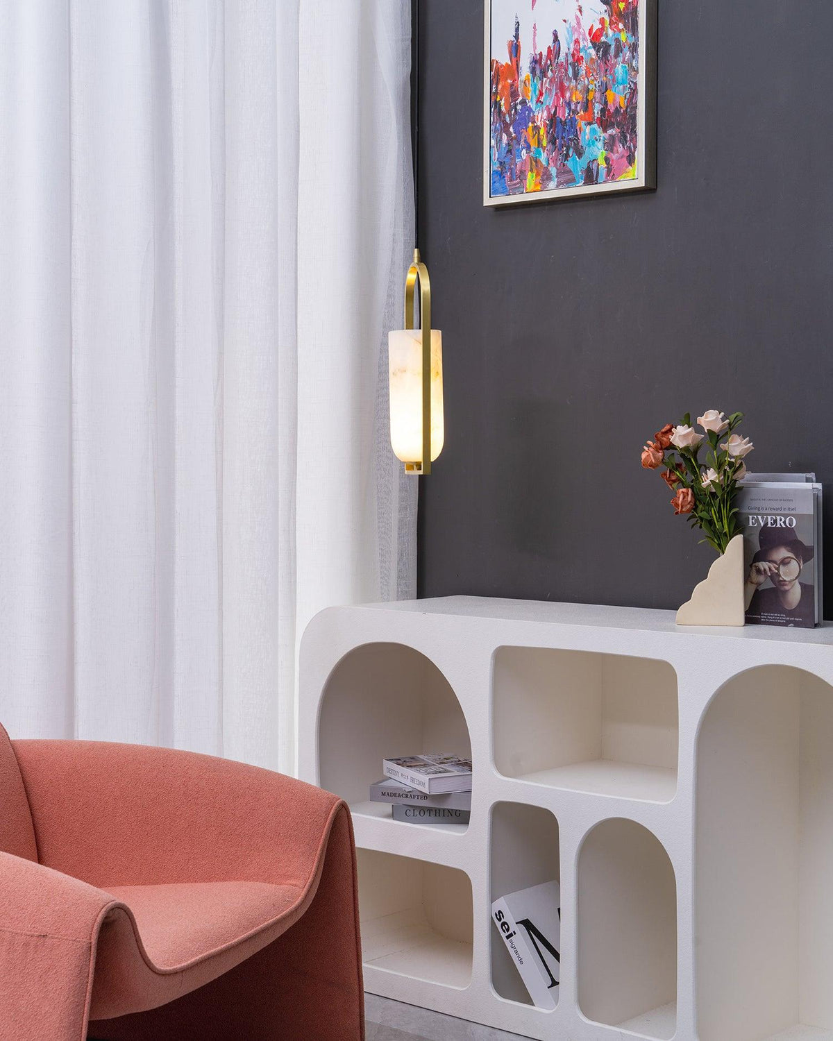 Svala Arch Alabaster Pendant Light
