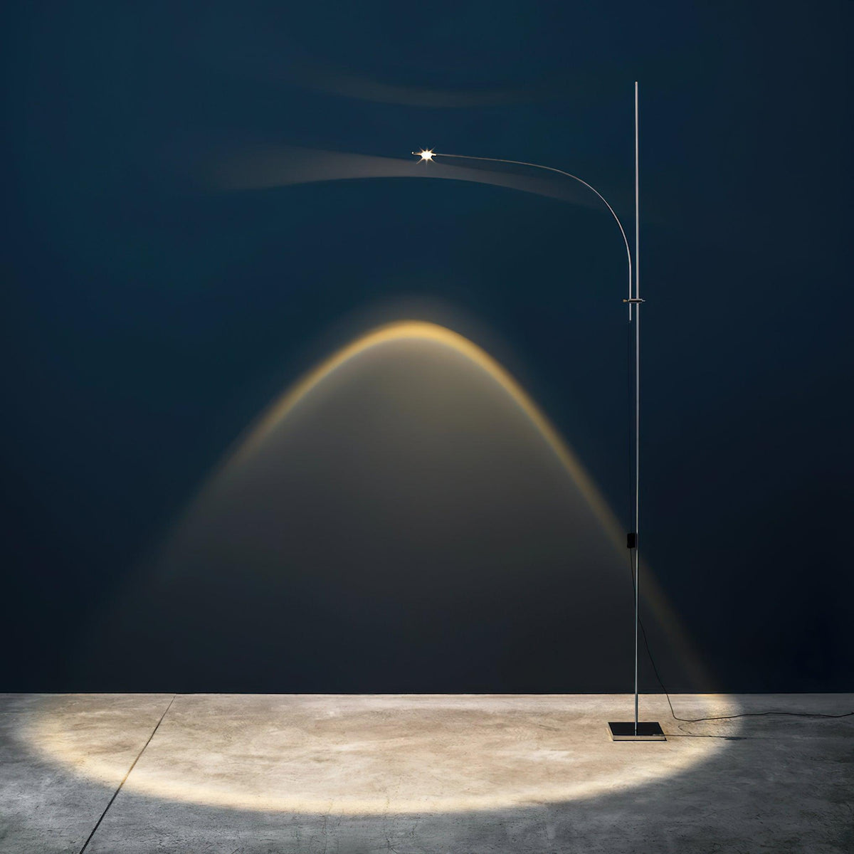 Zevenil Minimalist Floor Lamp