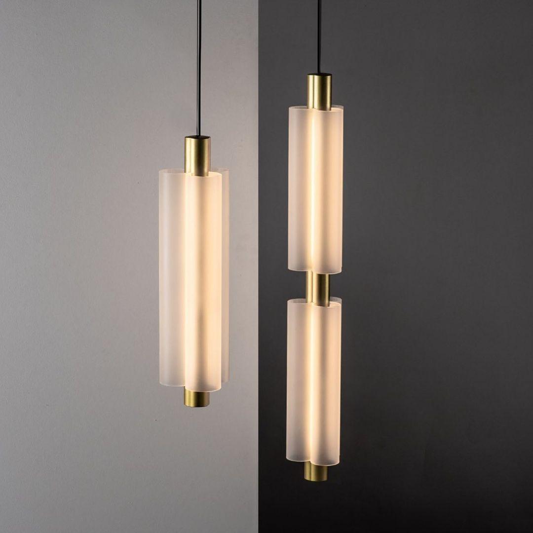 Nirarira Acrylic Industrial Pendant Light